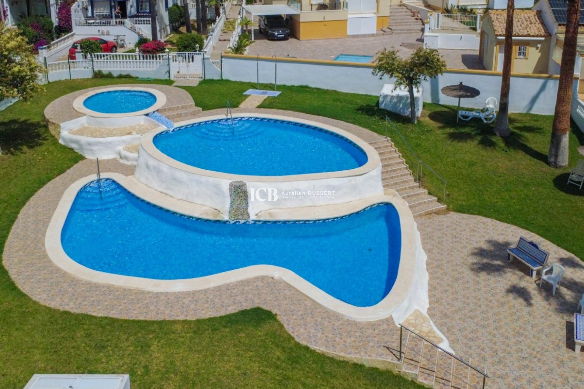 Reventa - Adosado -
Orihuela Costa - La Rioja