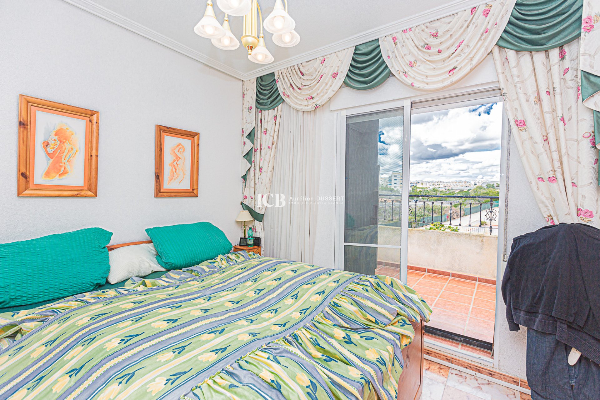 Reventa - Adosado -
Orihuela Costa - La Zenia