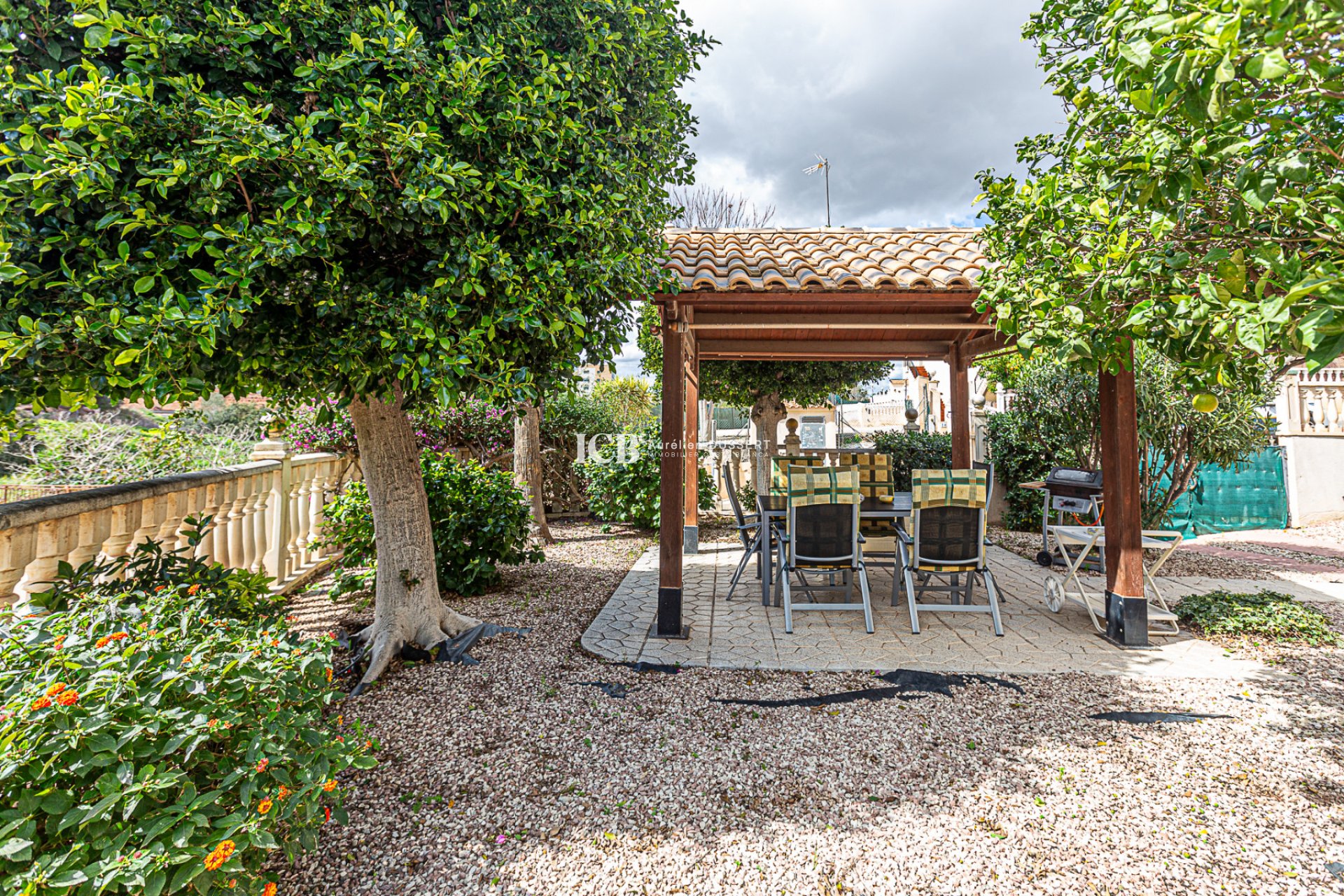 Reventa - Adosado -
Orihuela Costa - La Zenia