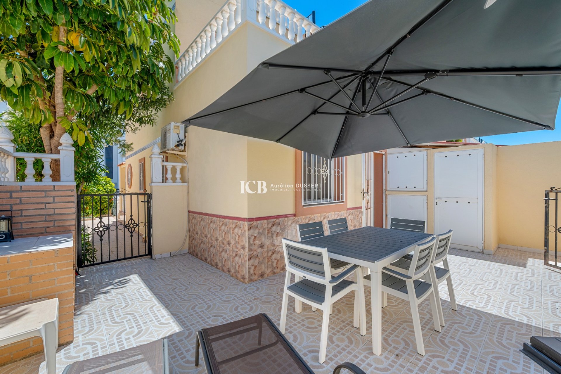 Reventa - Adosado -
Orihuela Costa - La Zenia