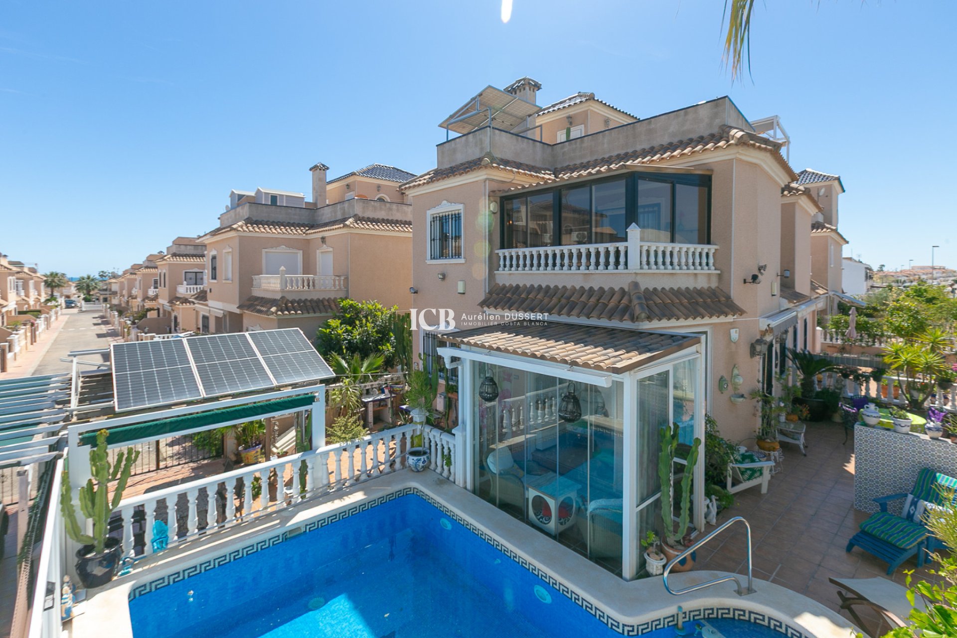 Reventa - Adosado -
Orihuela Costa - La Zenia