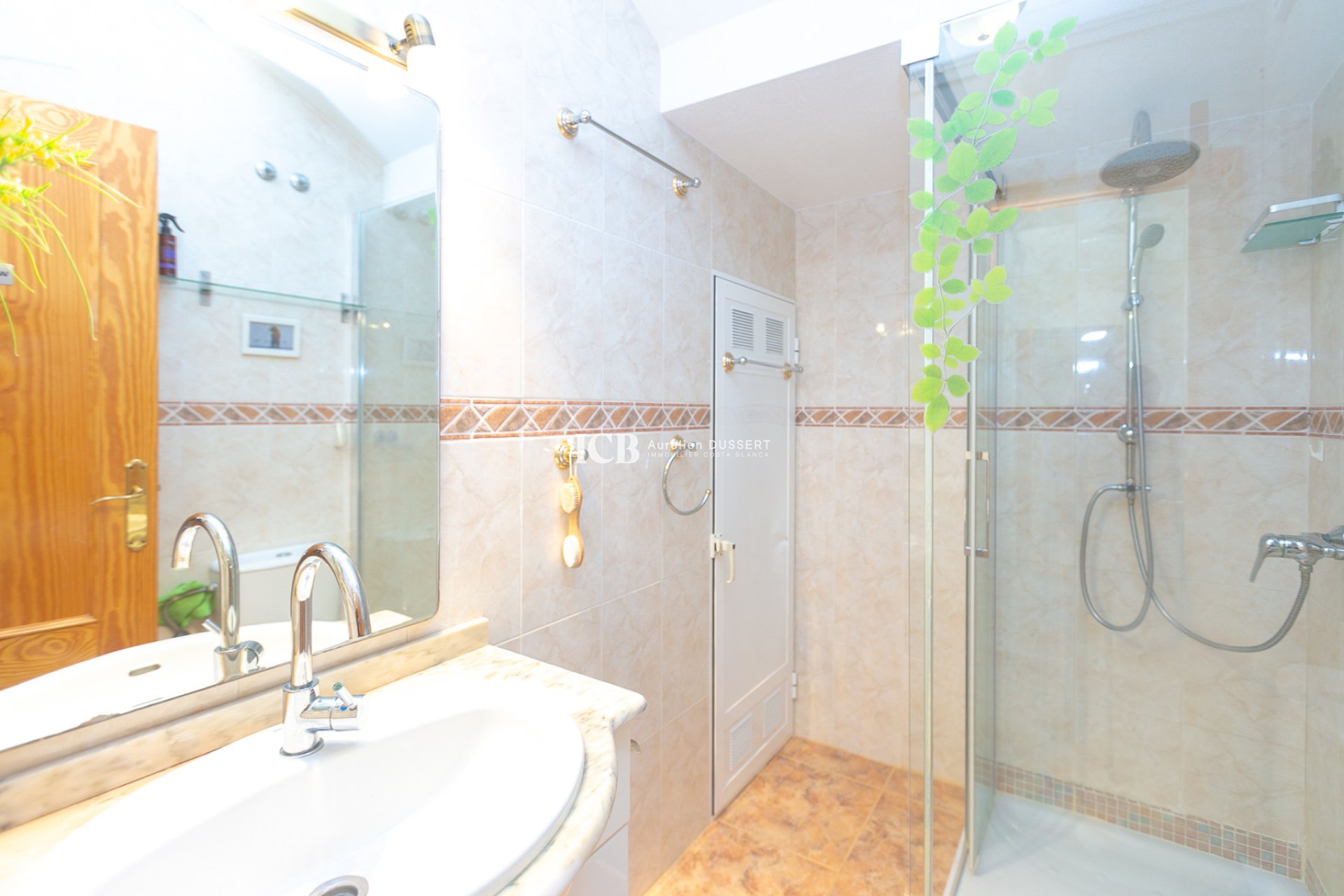 Reventa - Adosado -
Orihuela Costa - La Zenia