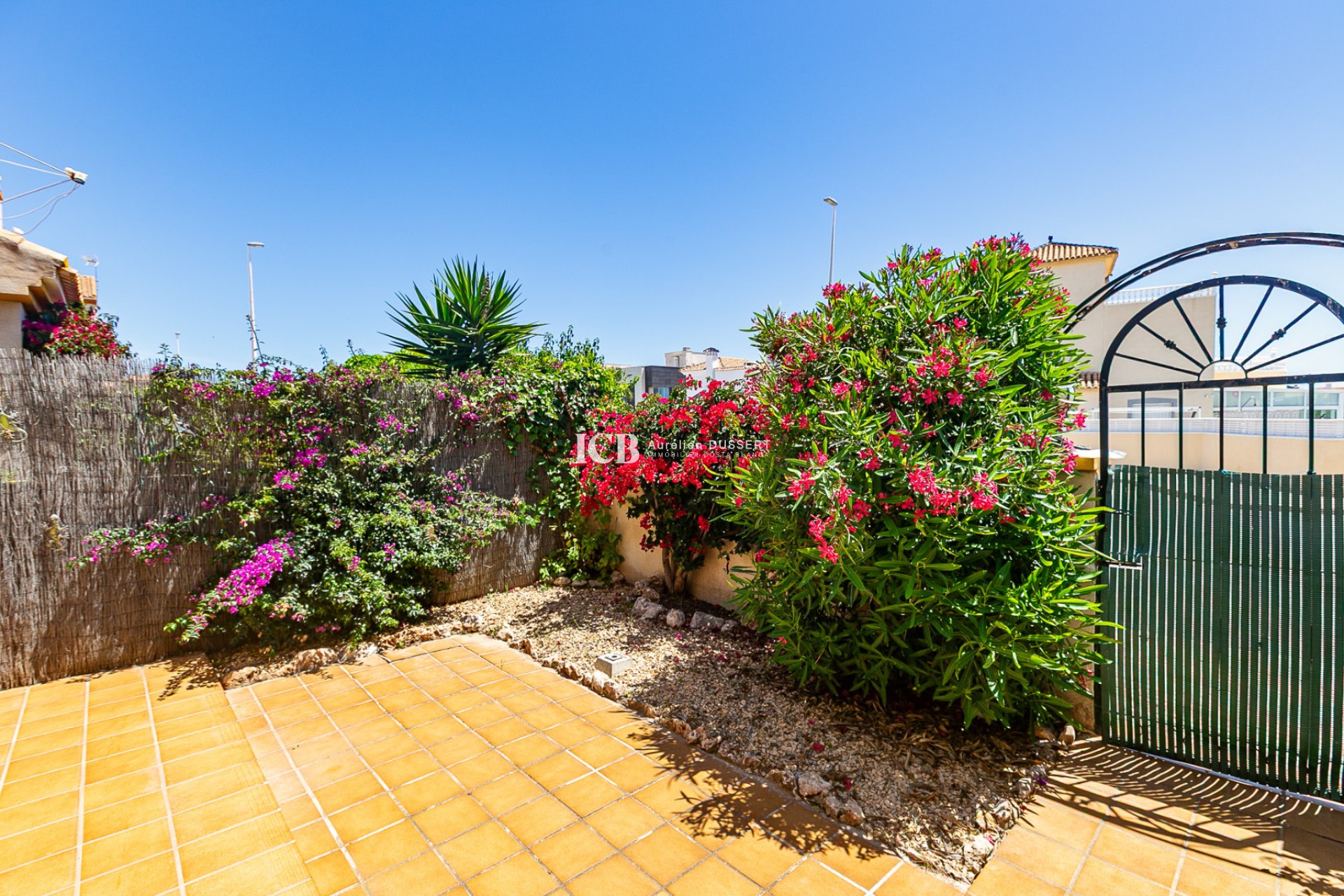 Reventa - Adosado -
Orihuela Costa - La Zenia