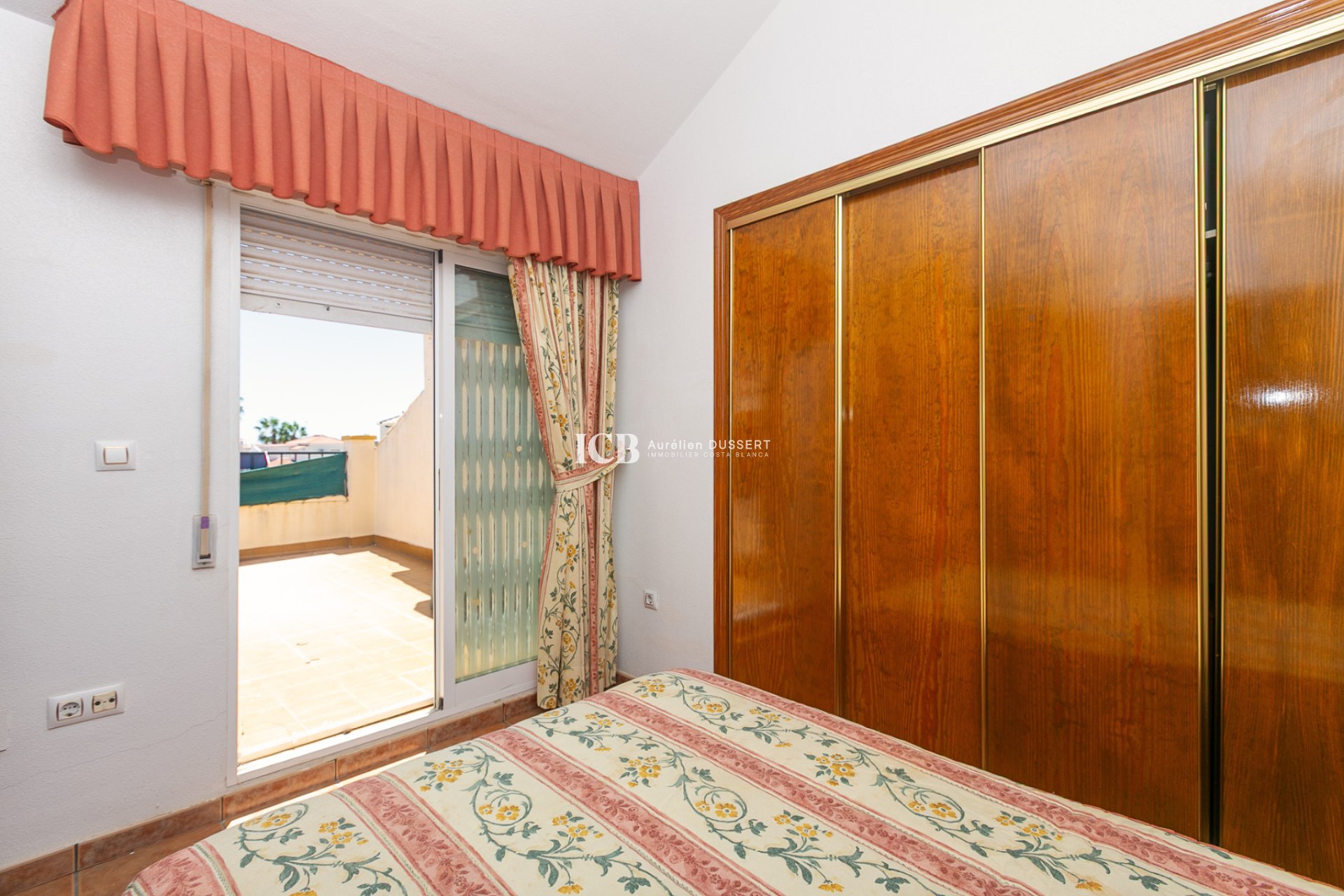 Reventa - Adosado -
Orihuela Costa - La Zenia