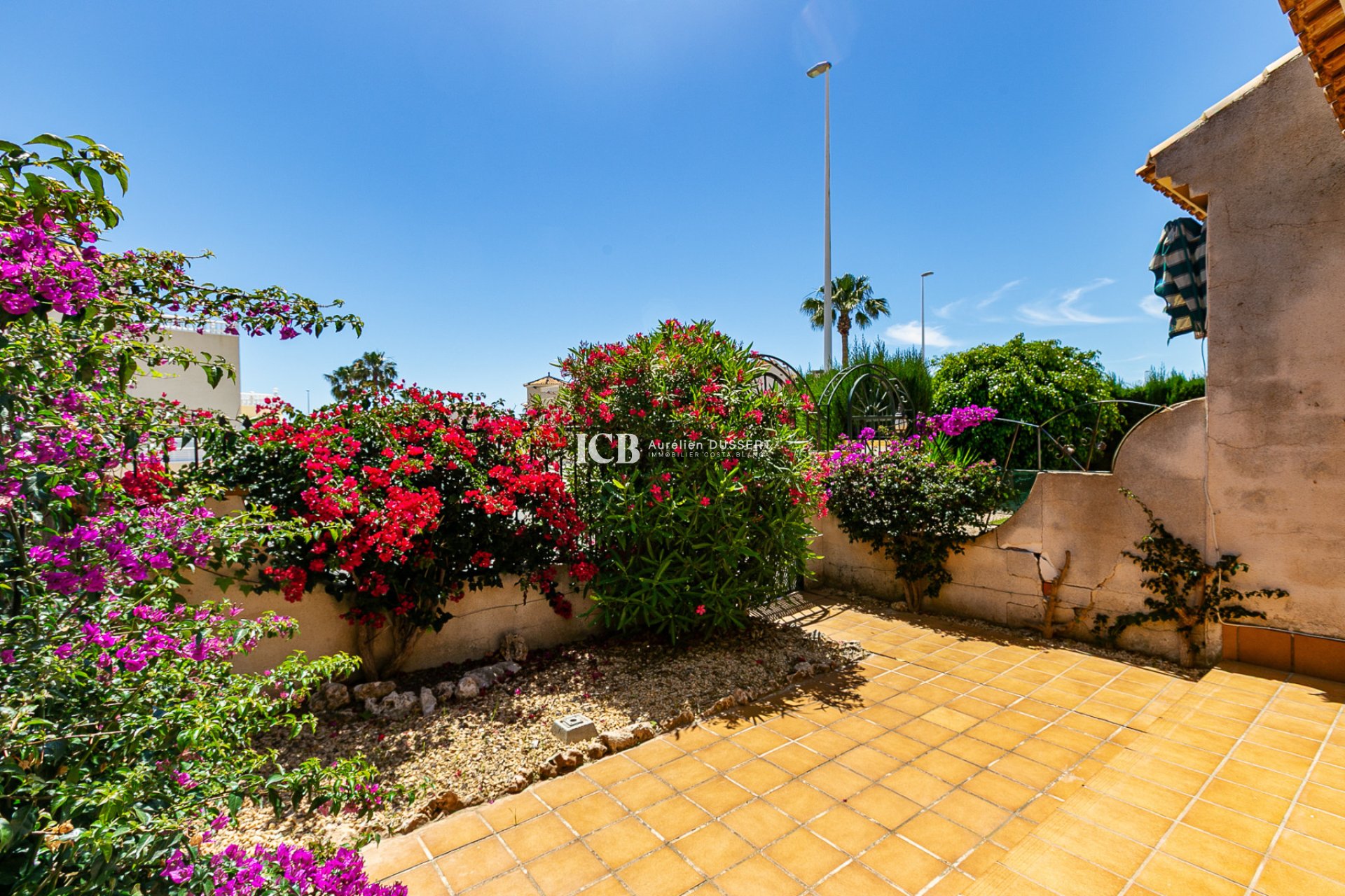 Reventa - Adosado -
Orihuela Costa - La Zenia