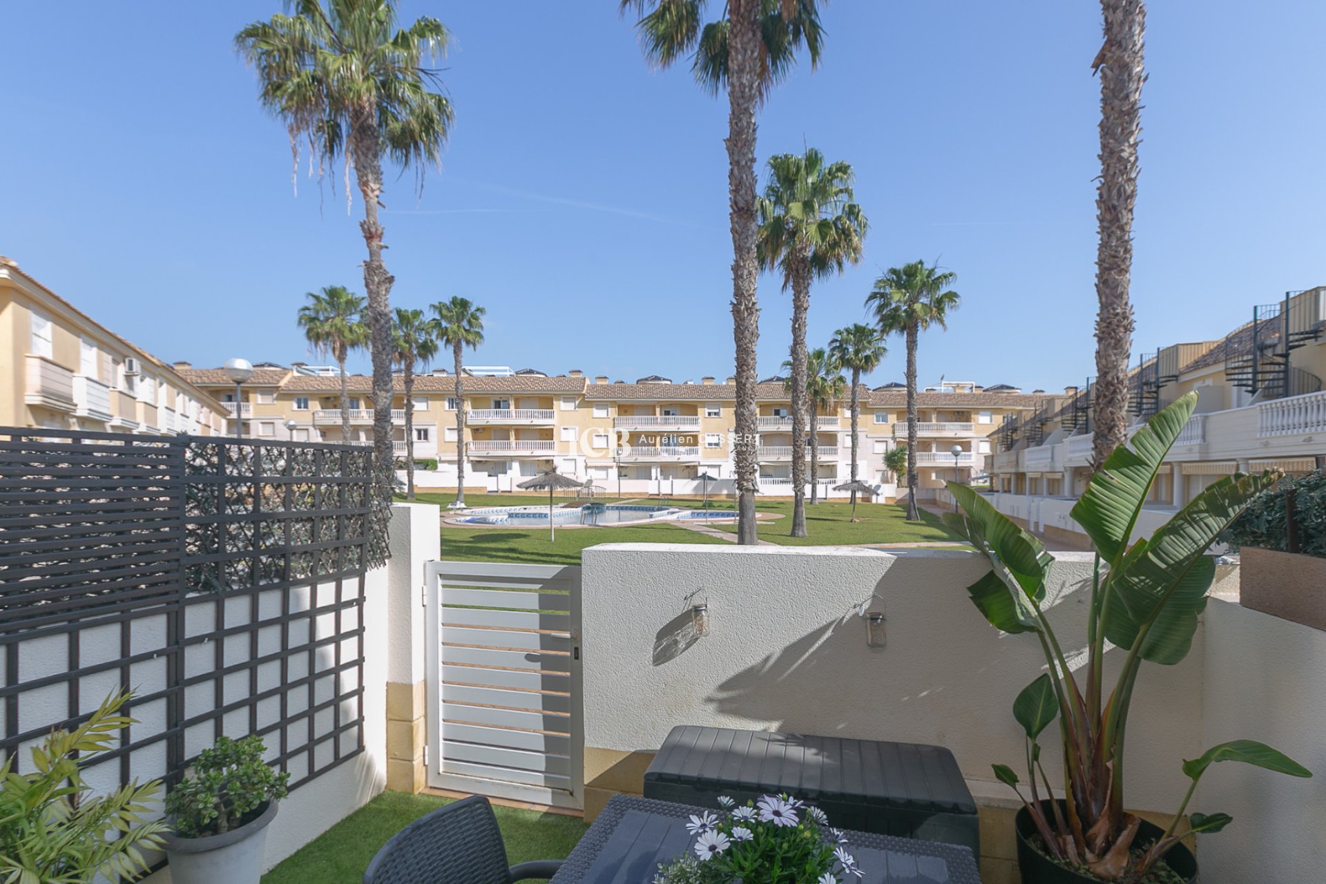 Reventa - Adosado -
Orihuela Costa - Lomas de Cabo Roig