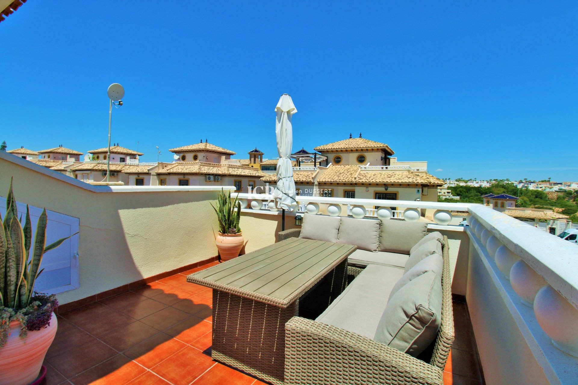 Reventa - Adosado -
Orihuela Costa - Lomas de Cabo Roig