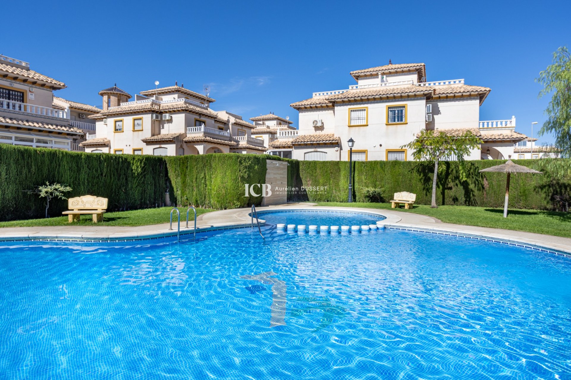 Reventa - Adosado -
Orihuela Costa - Lomas de Cabo Roig
