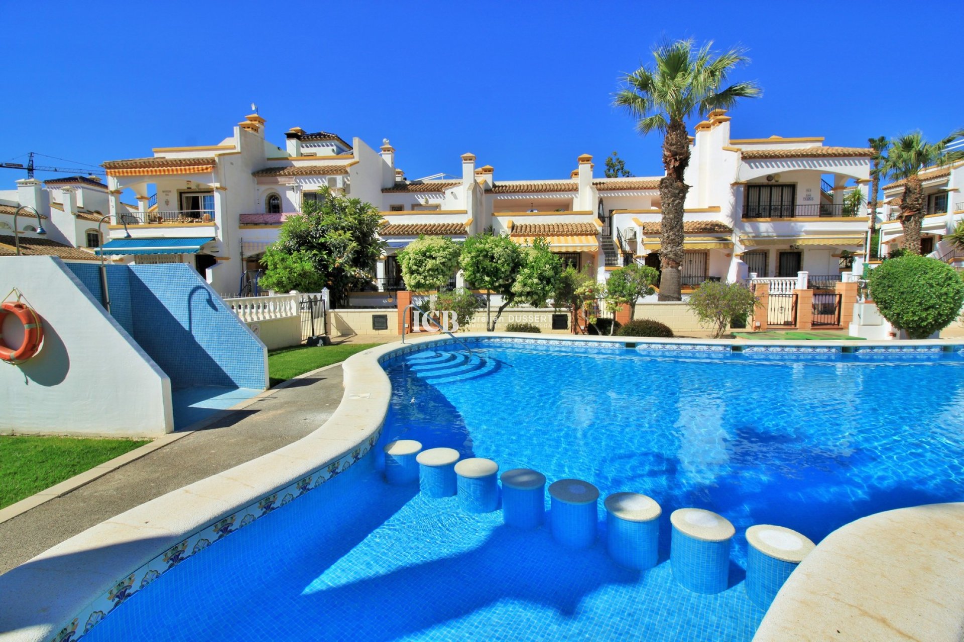 Reventa - Adosado -
Orihuela Costa - Los Dolses