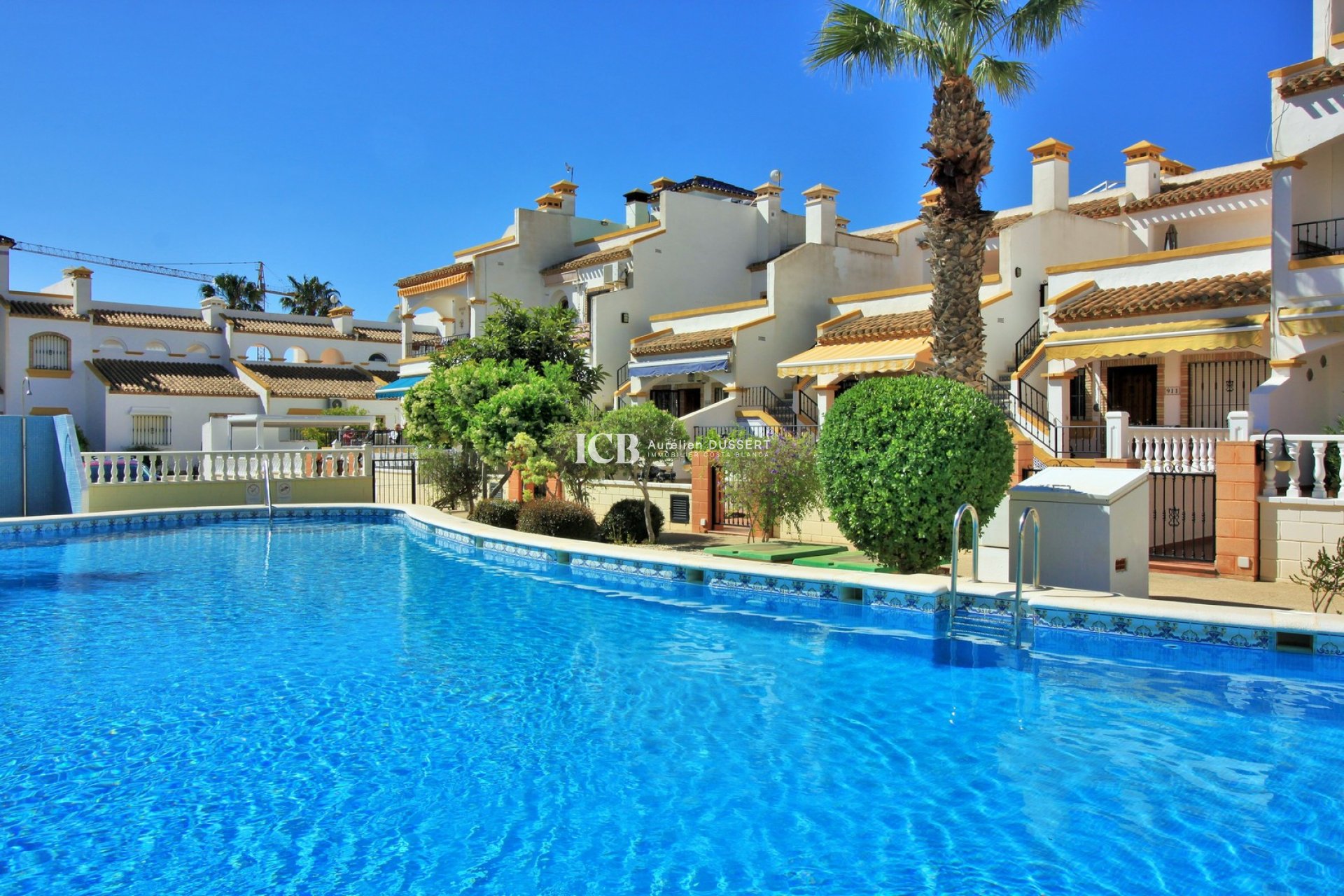 Reventa - Adosado -
Orihuela Costa - Los Dolses