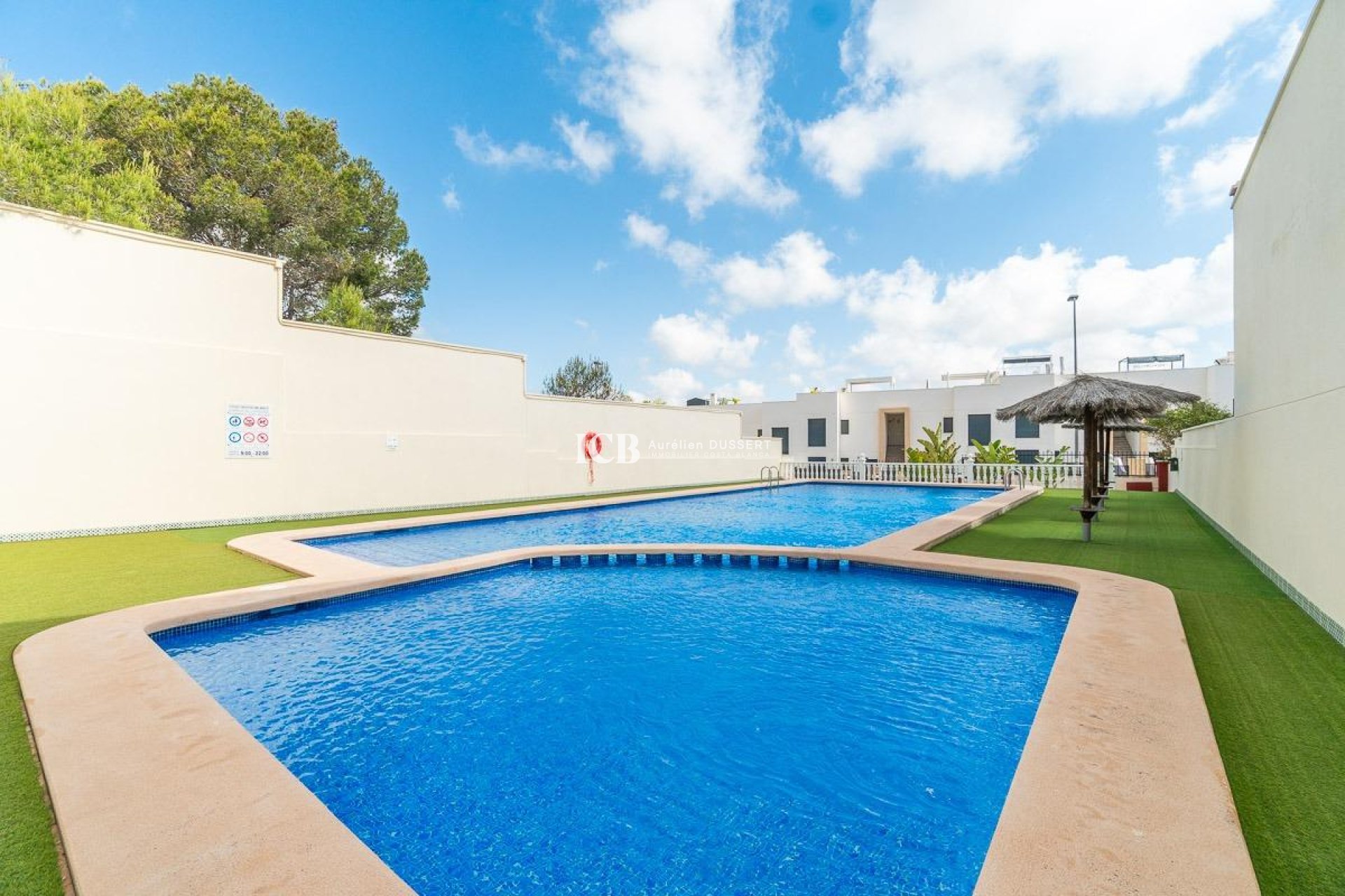 Reventa - Adosado -
Orihuela Costa - PAU 8