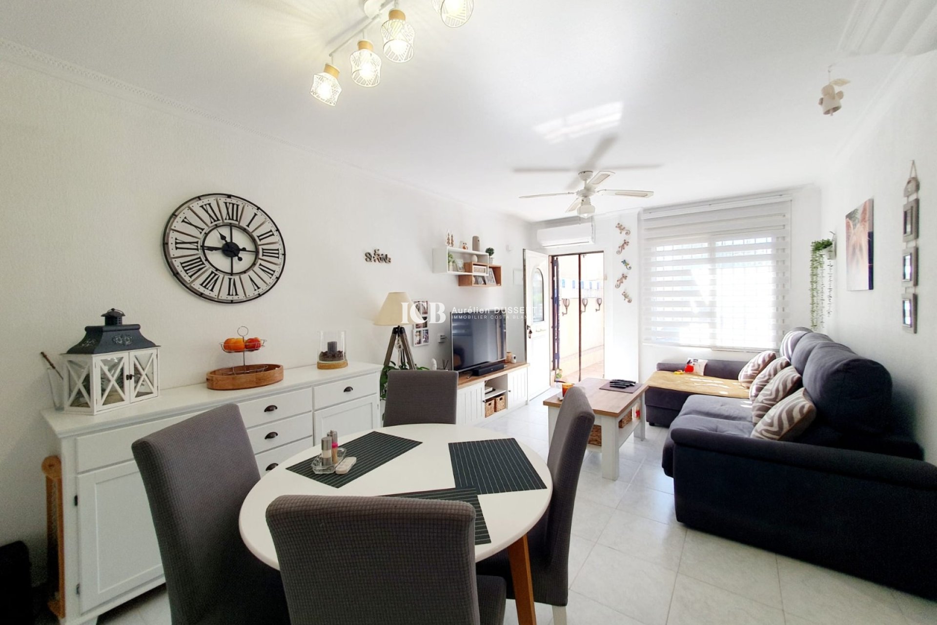 Reventa - Adosado -
Orihuela Costa - Playa Flamenca