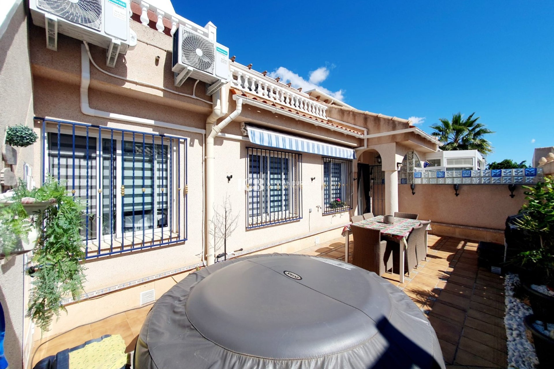 Reventa - Adosado -
Orihuela Costa - Playa Flamenca