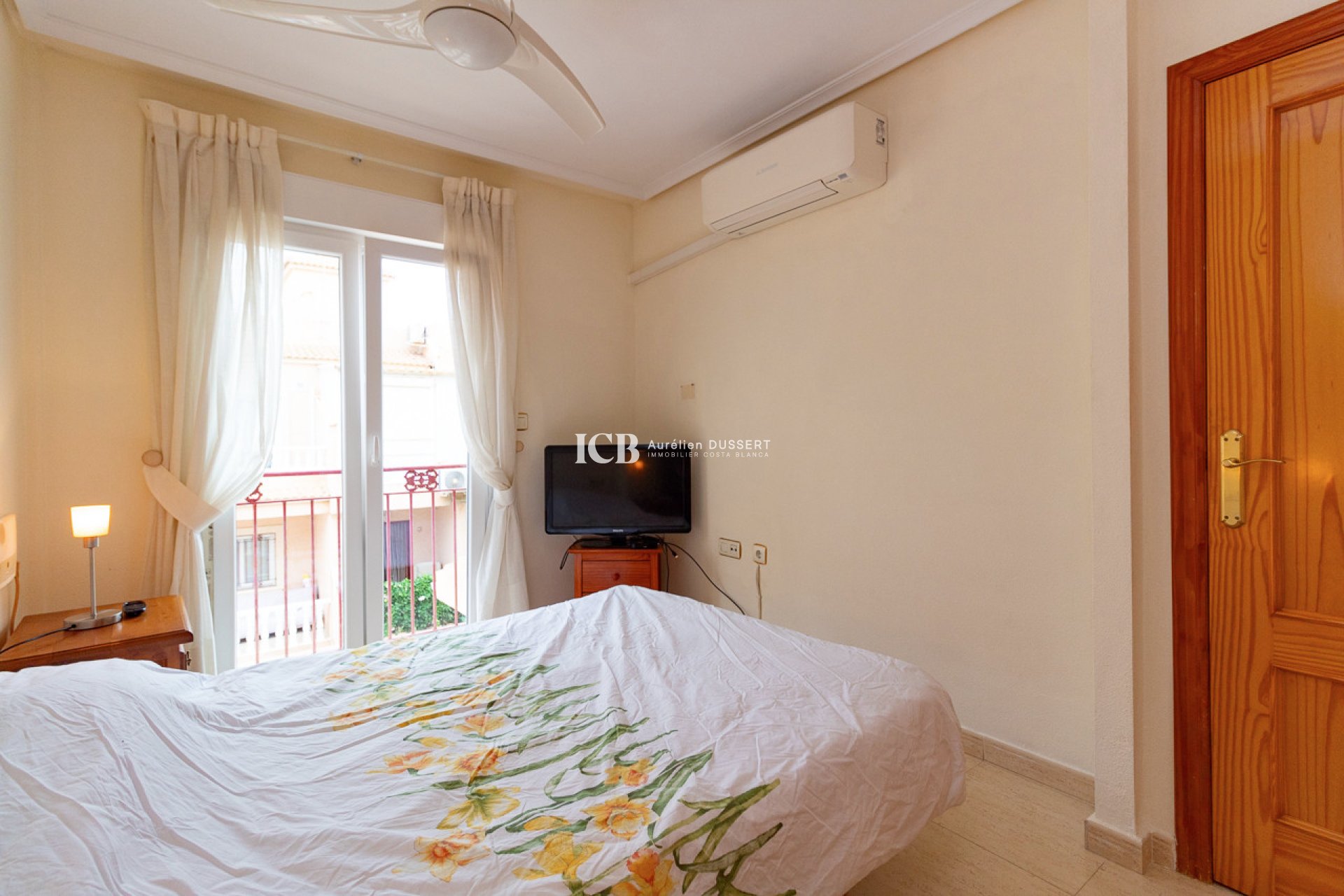 Reventa - Adosado -
Orihuela Costa - Playa Flamenca