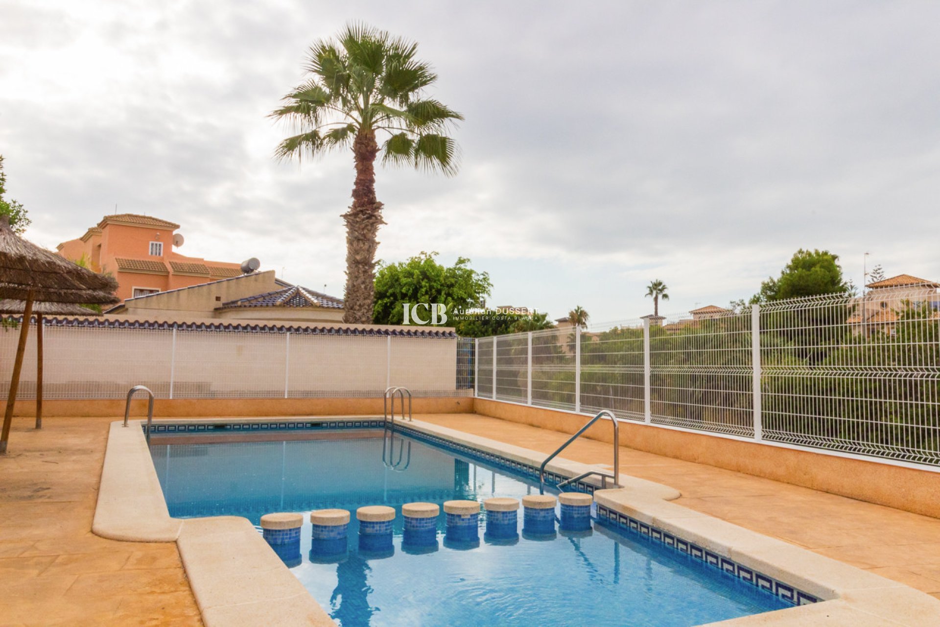 Reventa - Adosado -
Orihuela Costa - Playa Flamenca