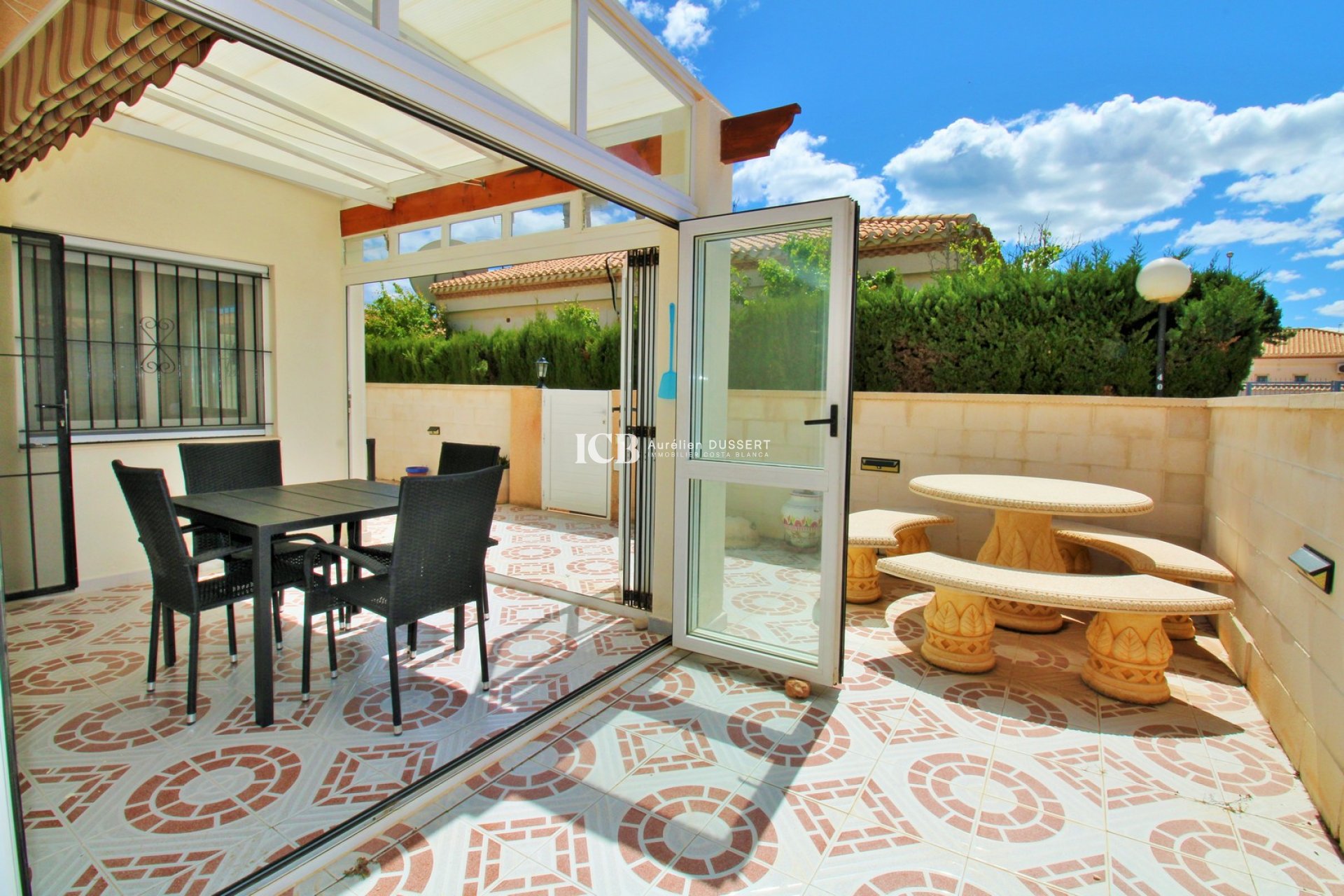 Reventa - Adosado -
Orihuela Costa - Playa Flamenca