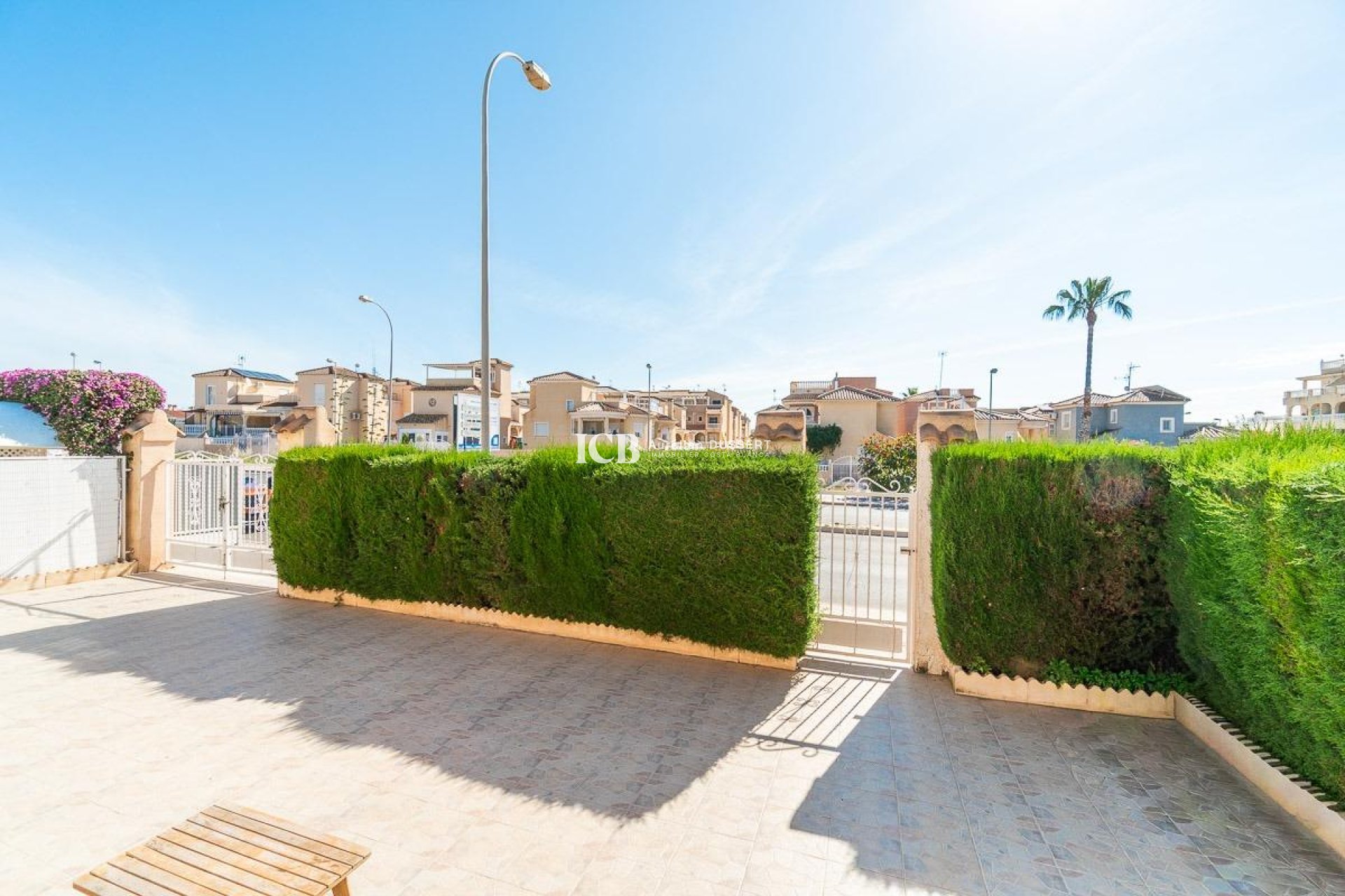 Reventa - Adosado -
Orihuela Costa - Playa Flamenca