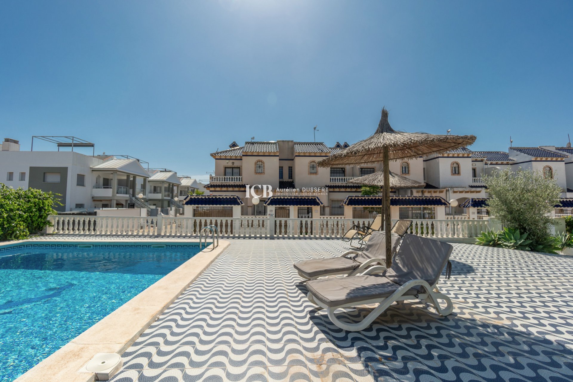 Reventa - Adosado -
Orihuela Costa - Playa Flamenca