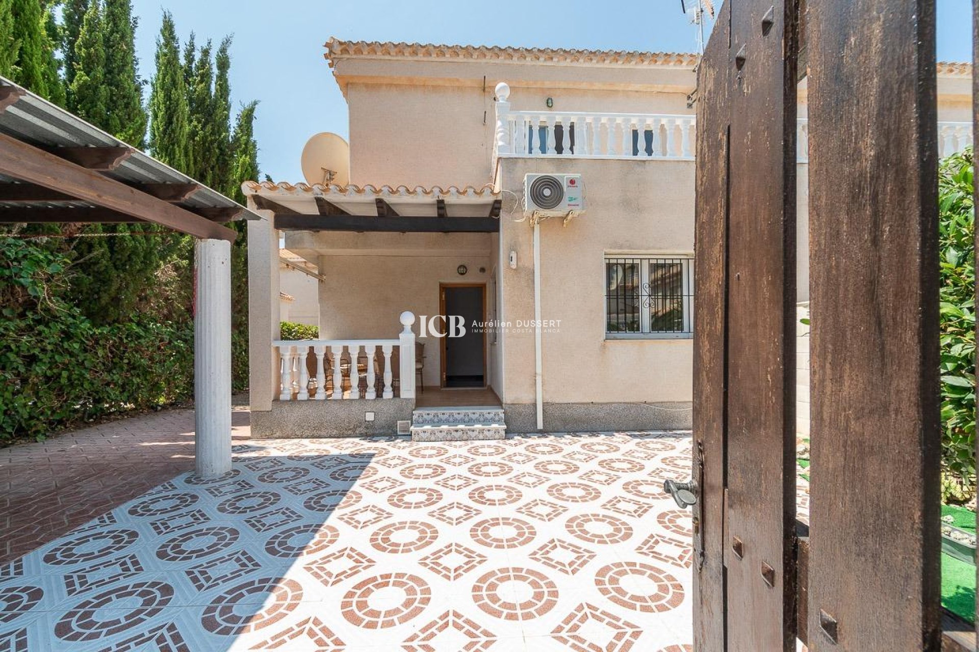 Reventa - Adosado -
Orihuela Costa - Playa Flamenca