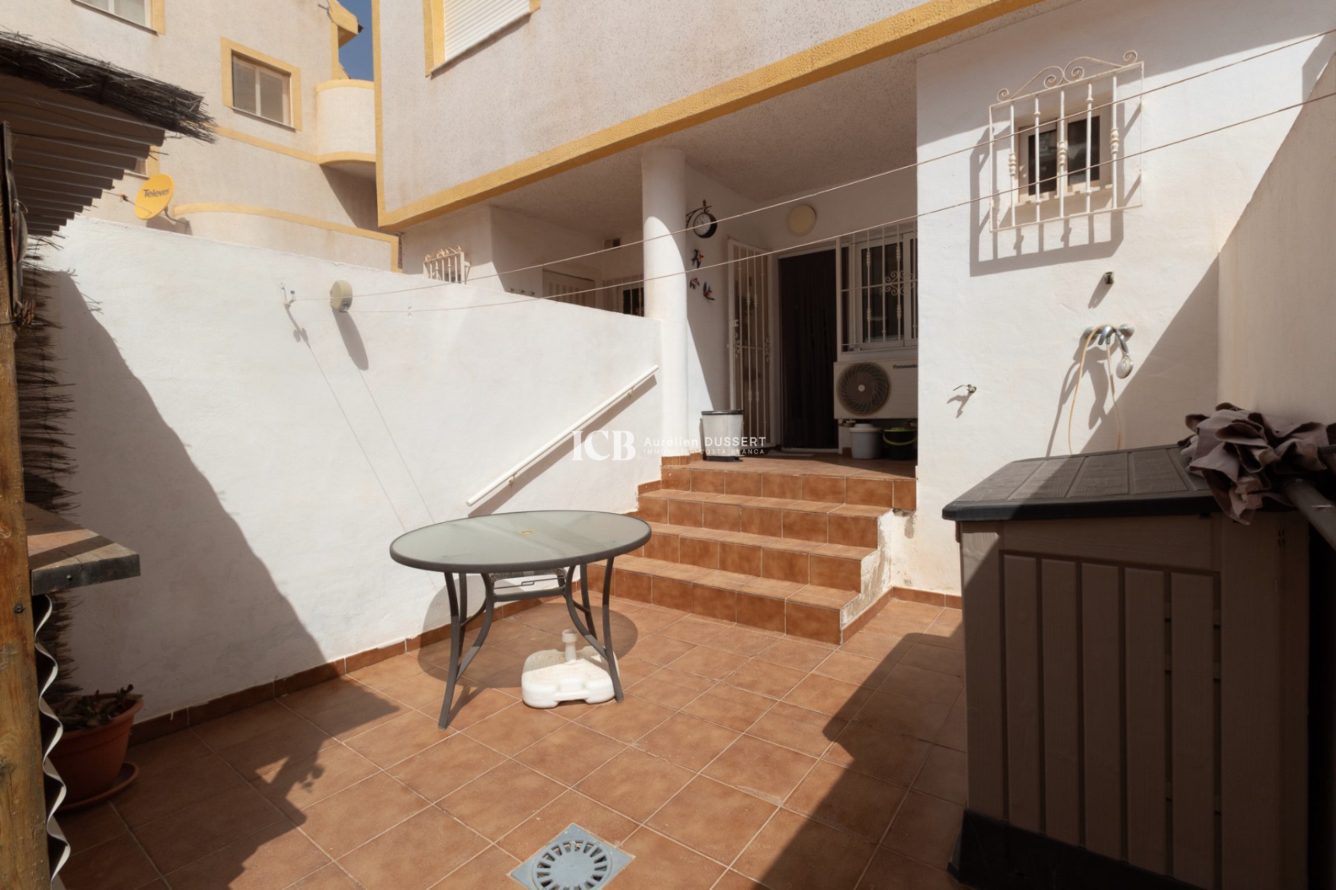 Reventa - Adosado -
Orihuela Costa - Playa Flamenca