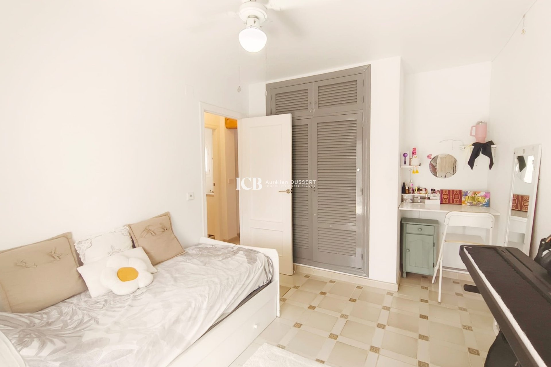 Reventa - Adosado -
Orihuela Costa - Villamartín