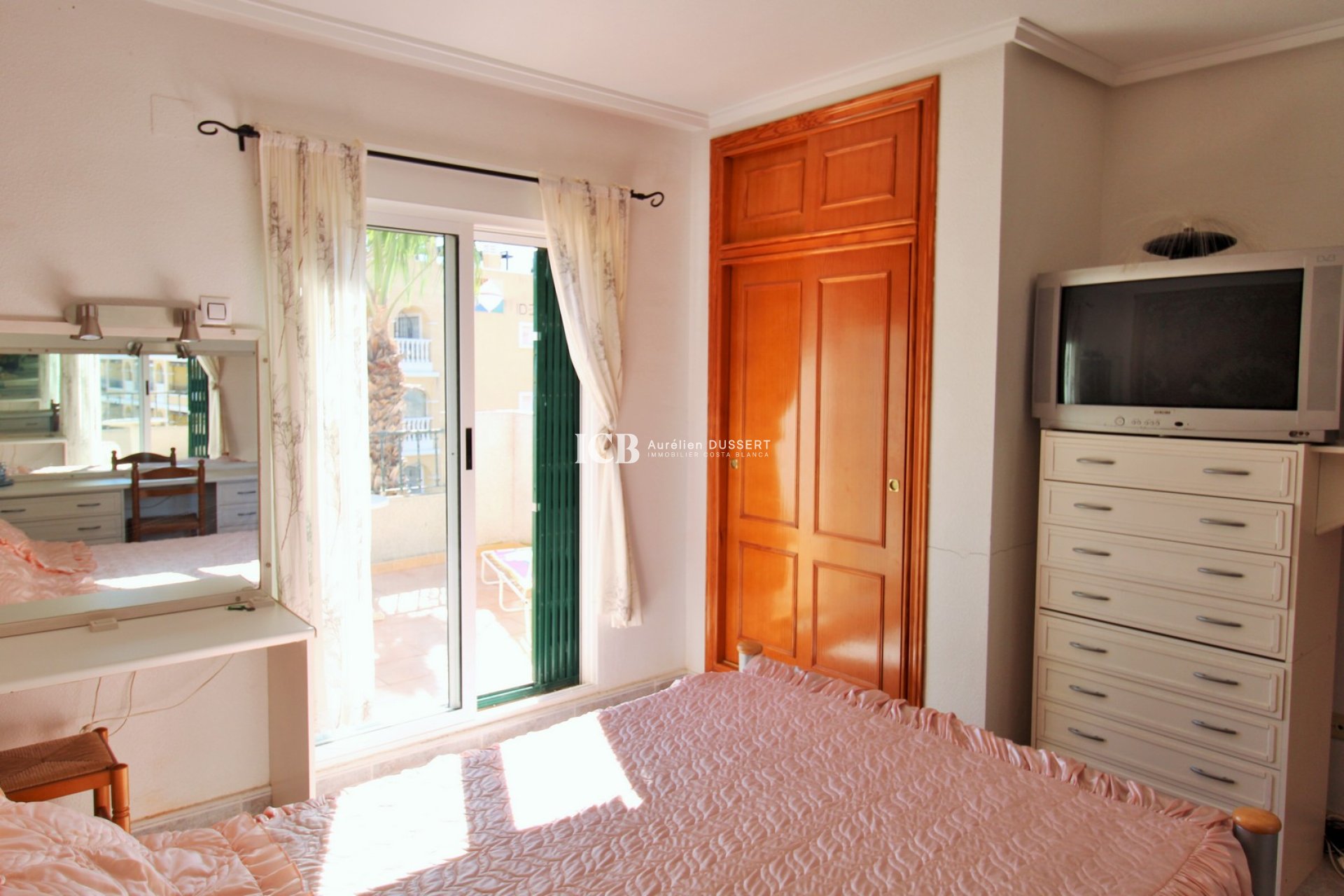 Reventa - Adosado -
Orihuela Costa - Villamartín