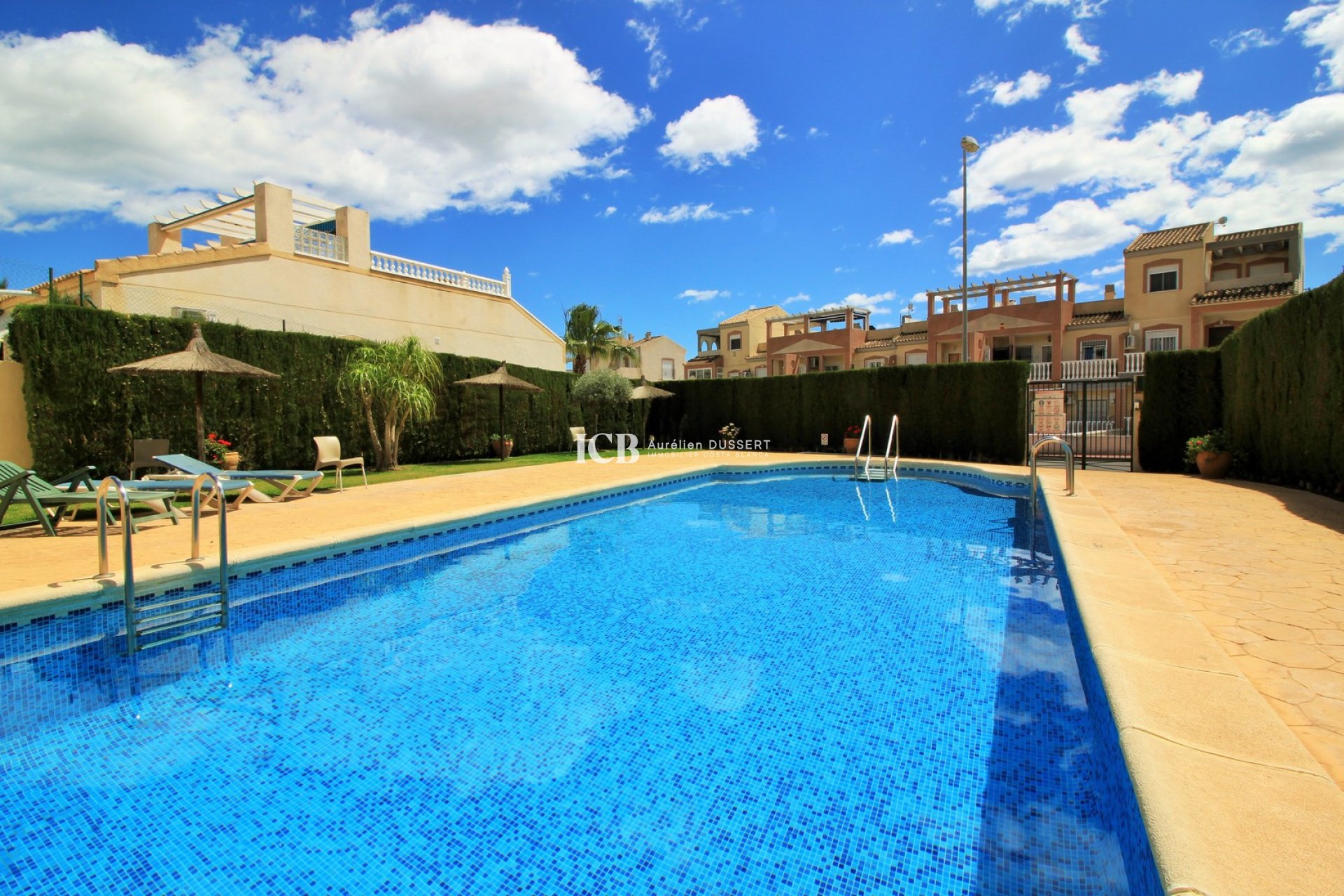 Reventa - Adosado -
Orihuela Costa - Villamartín