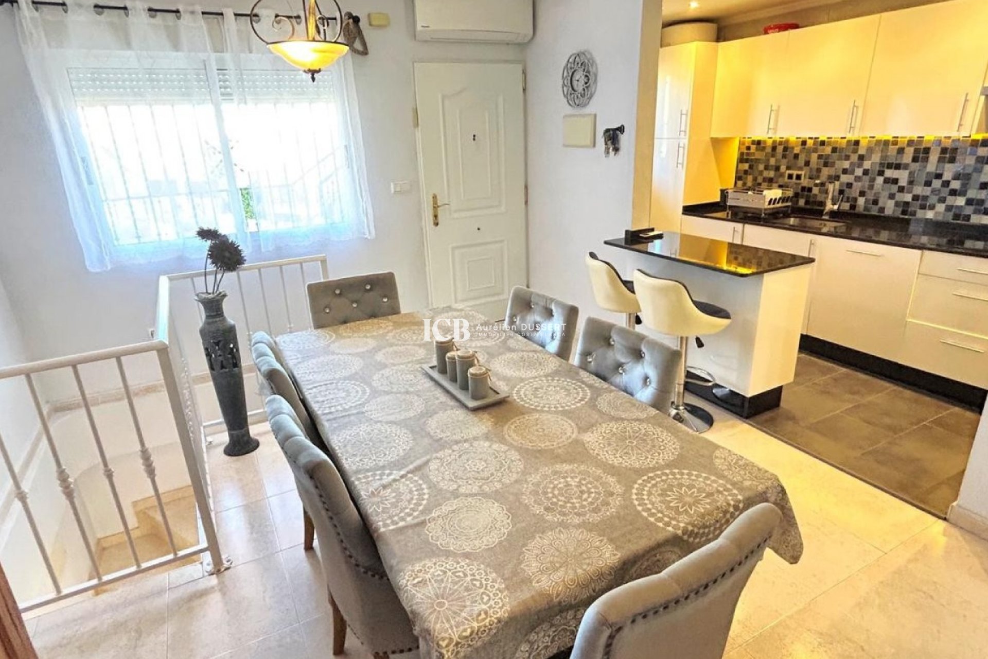 Reventa - Adosado -
Orihuela Costa - Villamartín