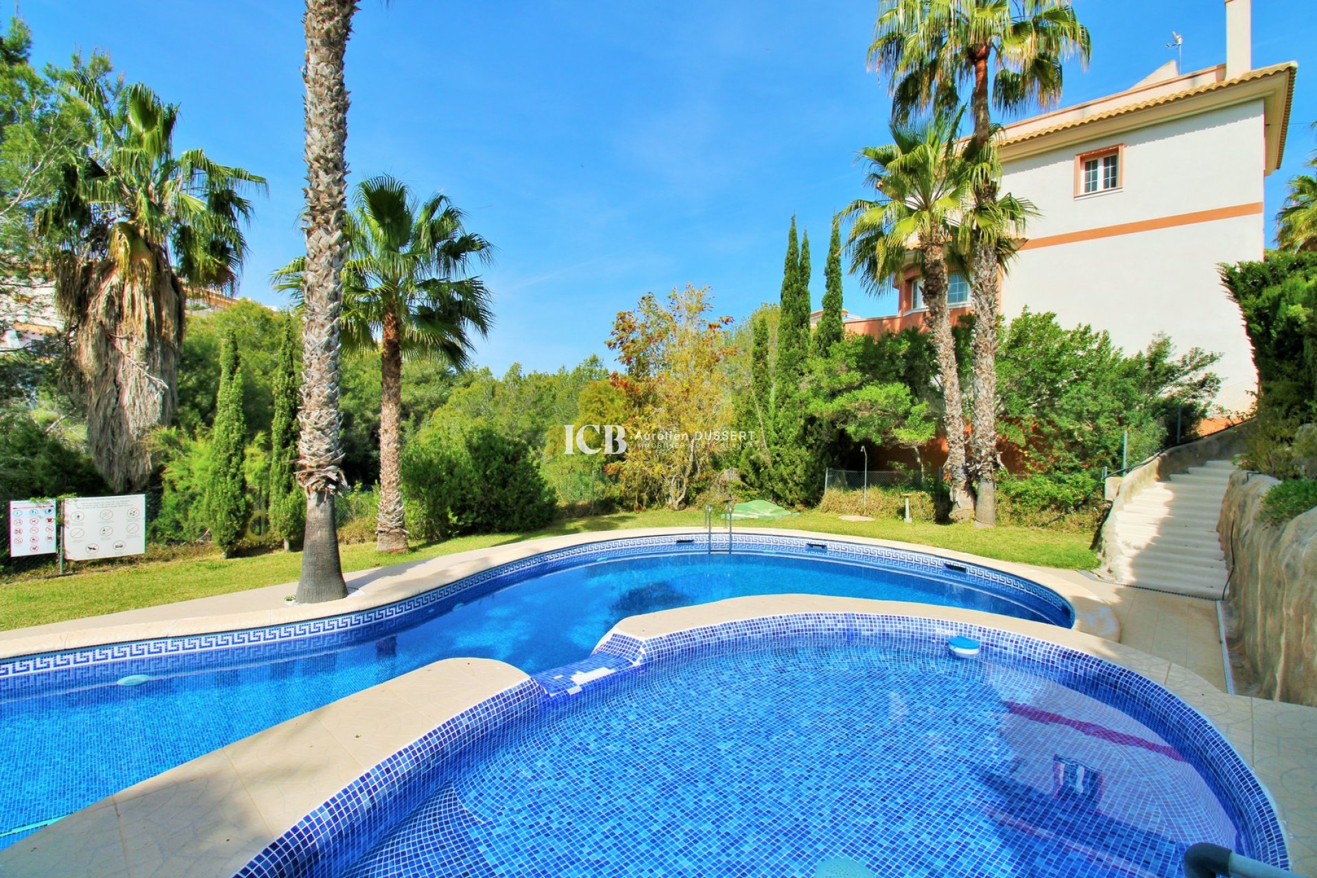 Reventa - Adosado -
Orihuela Costa - Villamartín