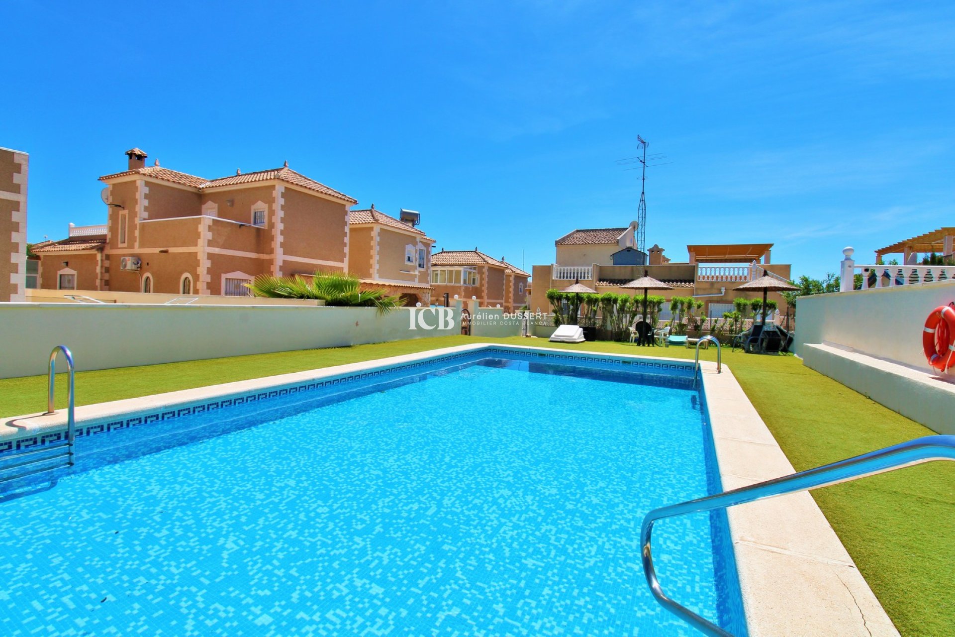 Reventa - Adosado -
Orihuela Costa - Villamartín