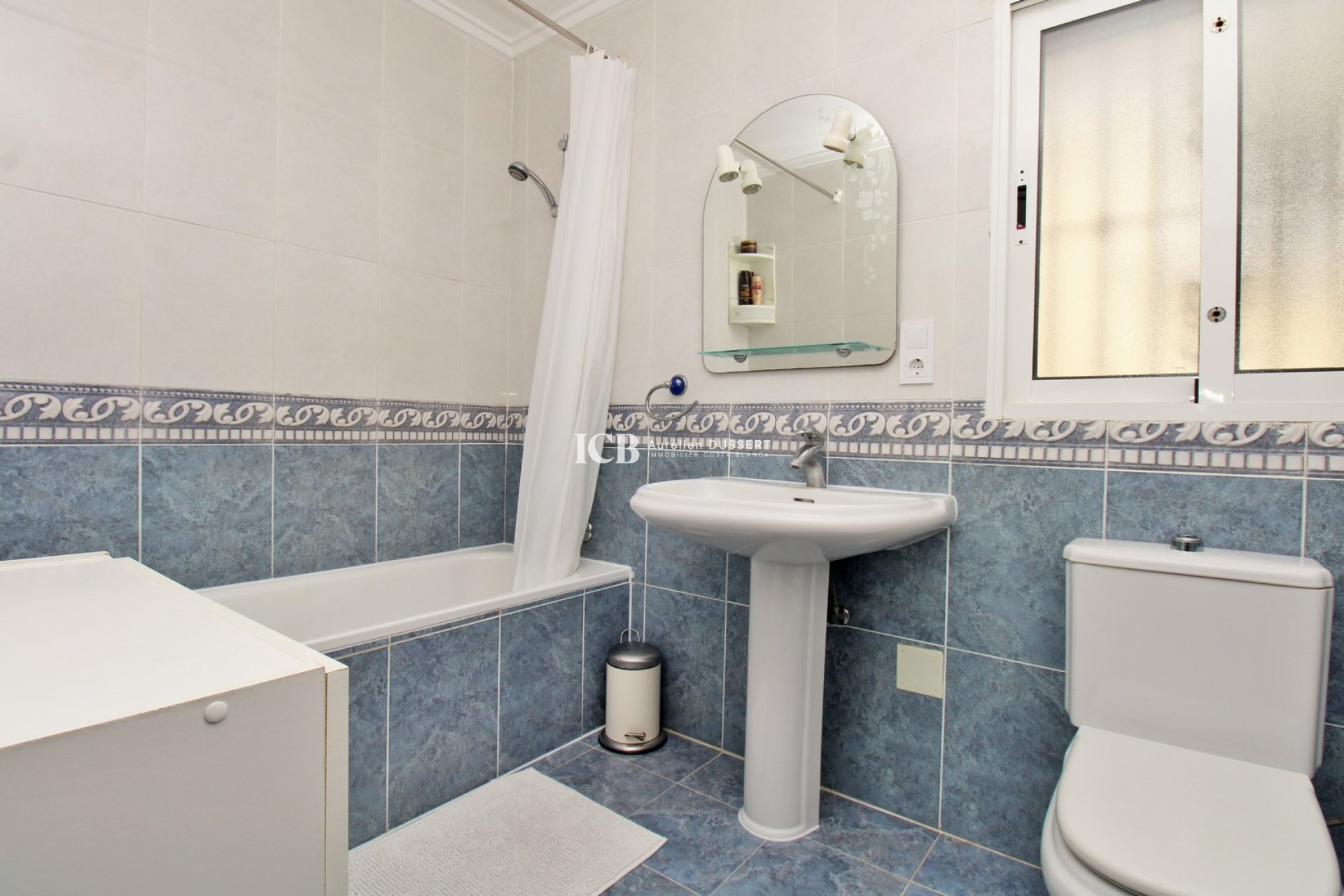 Reventa - Adosado -
Orihuela Costa - Villamartín