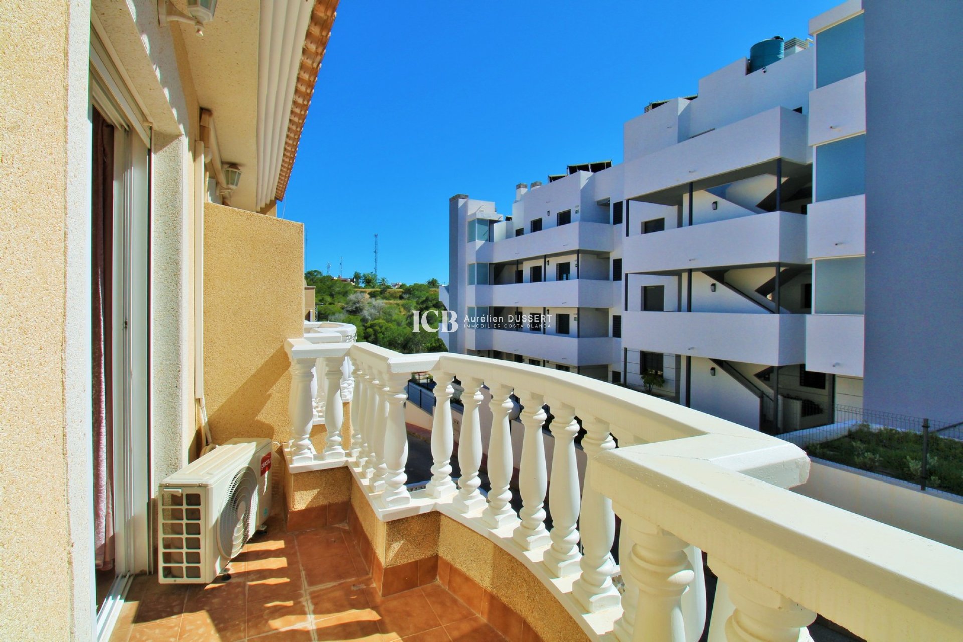 Reventa - Adosado -
Orihuela Costa - Villamartín