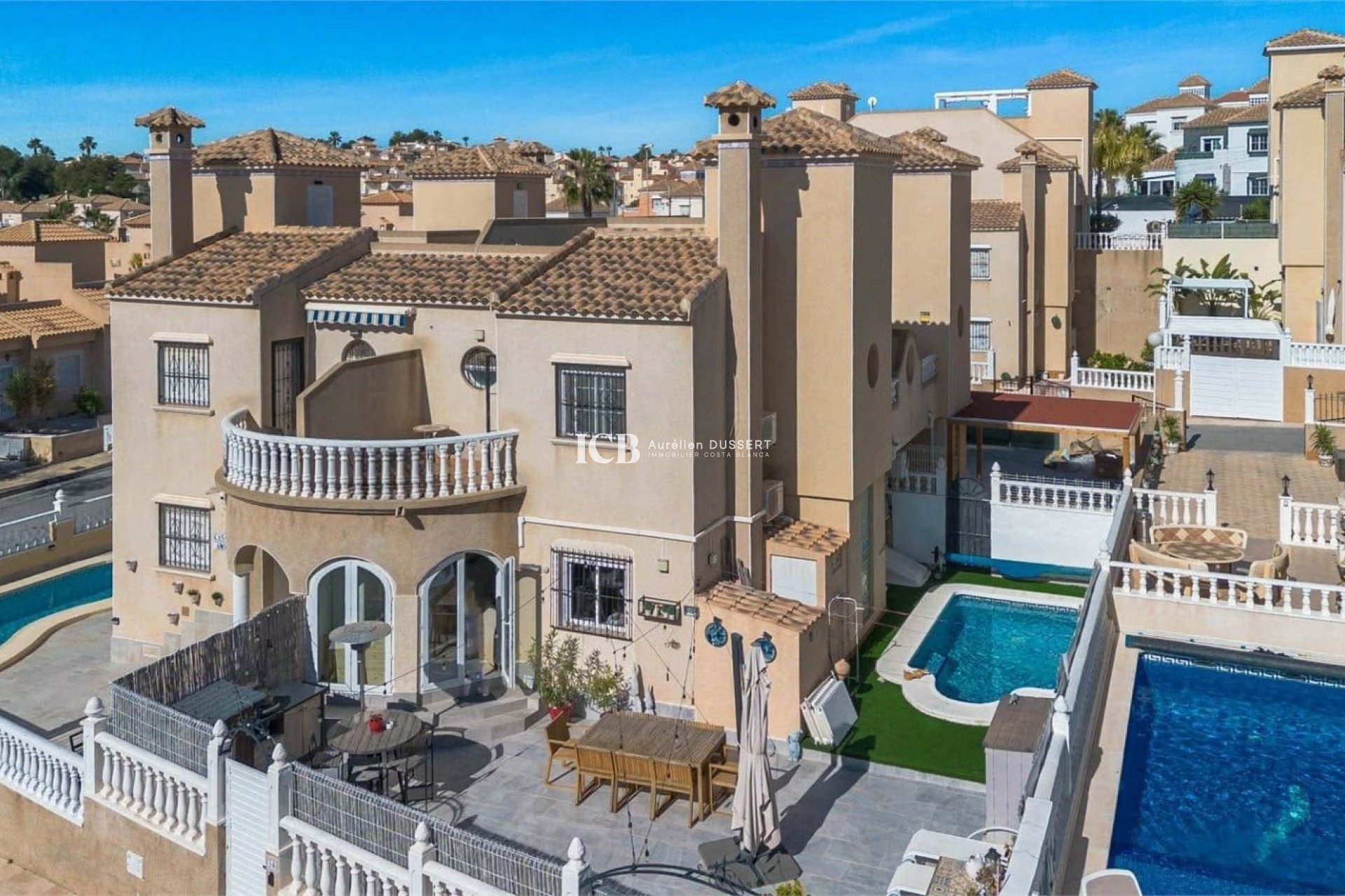 Reventa - Adosado -
Orihuela Costa - Villamartin