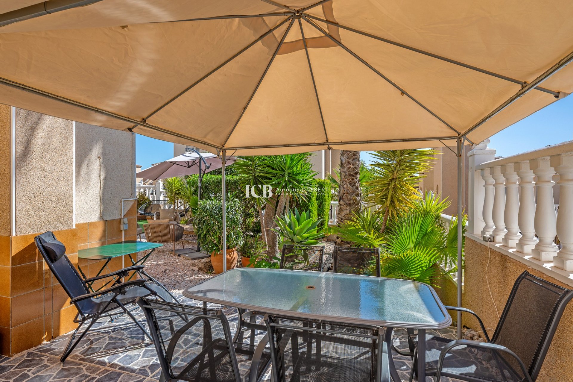 Reventa - Adosado -
Orihuela Costa - Villamartín