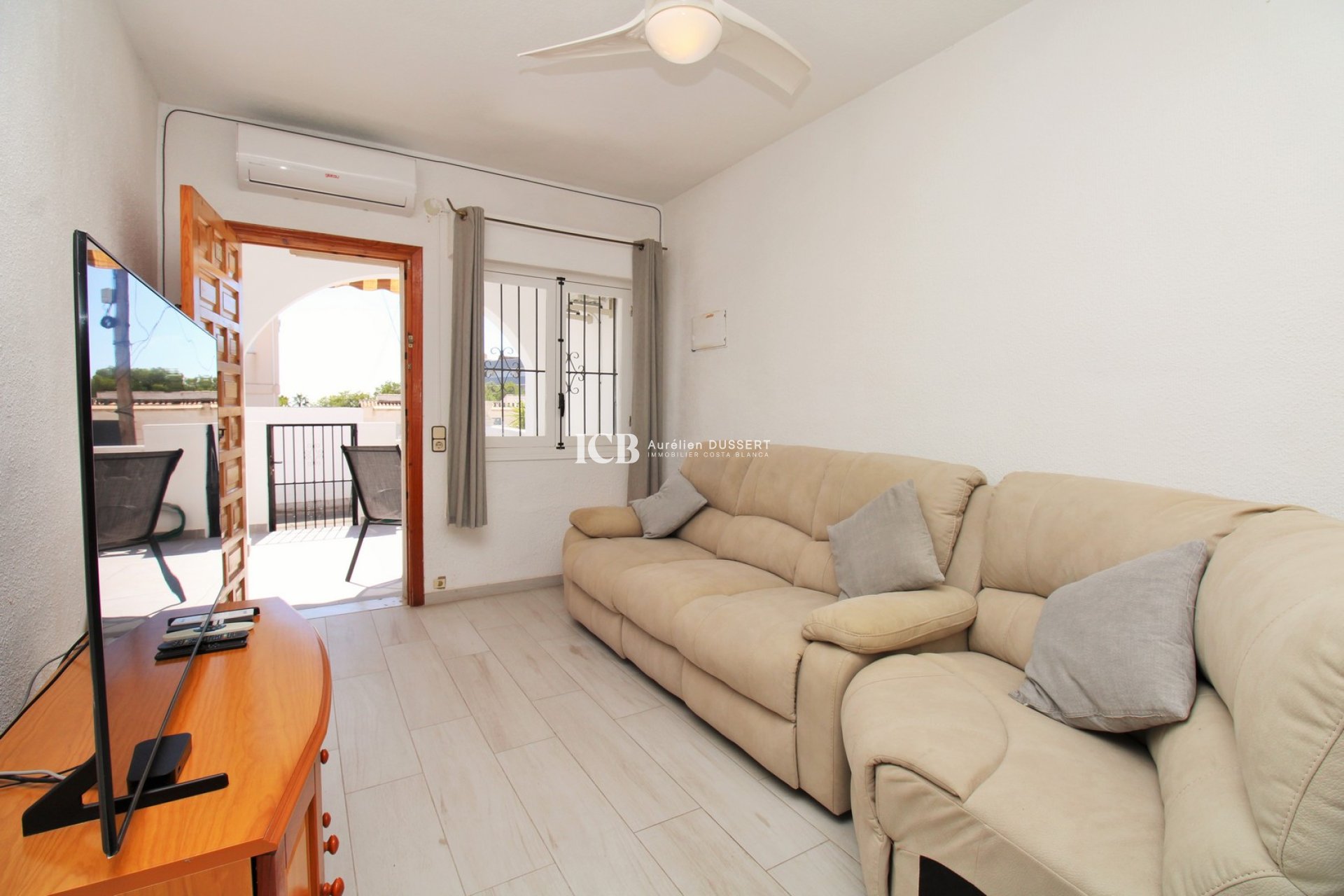 Reventa - Adosado -
Orihuela Costa - Villamartín