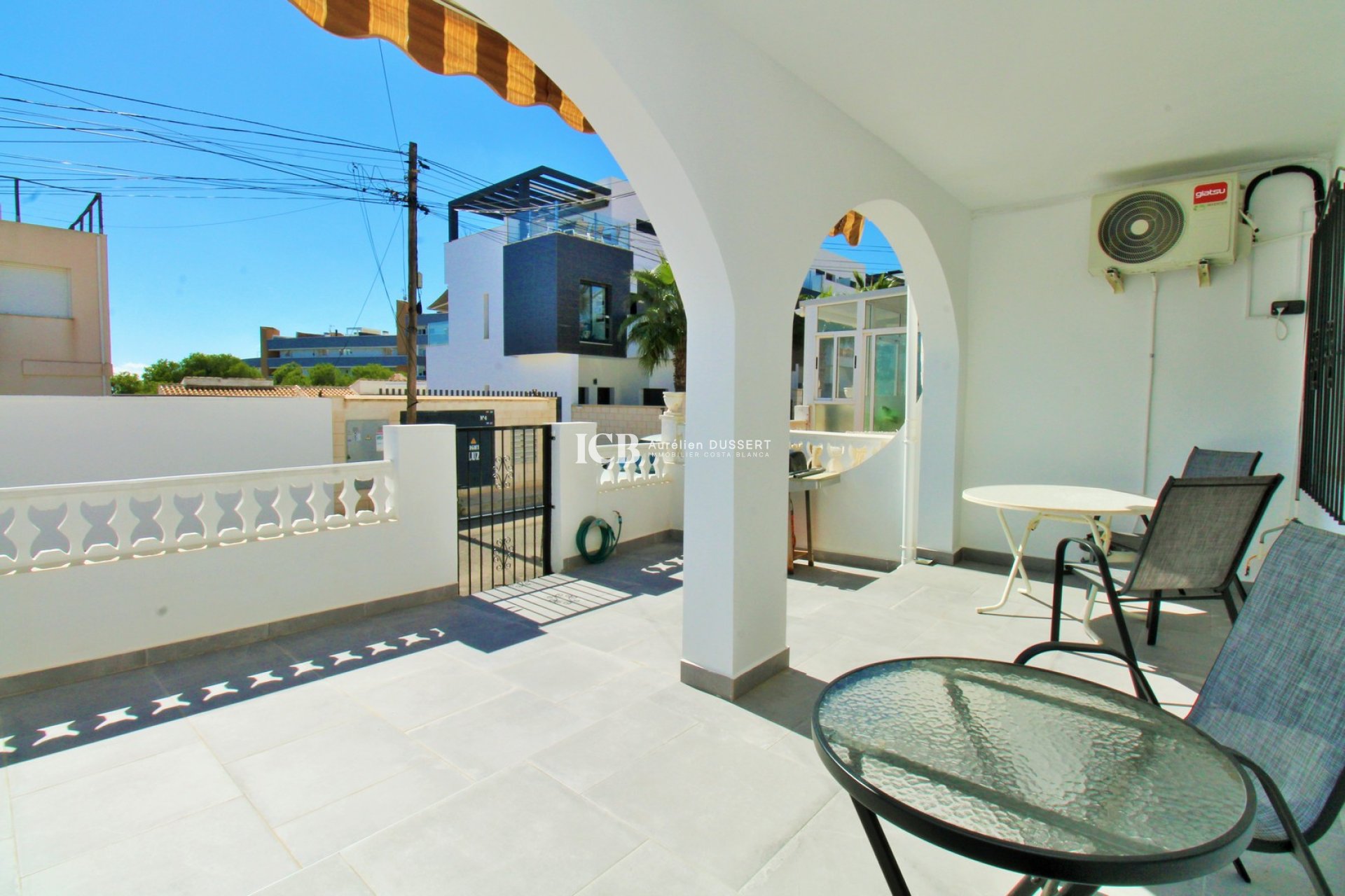 Reventa - Adosado -
Orihuela Costa - Villamartín