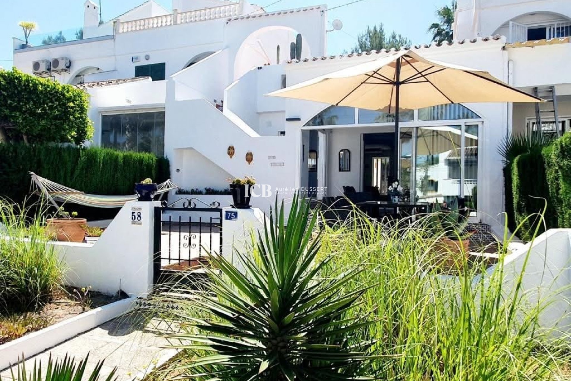 Reventa - Adosado -
Orihuela Costa - Villamartín