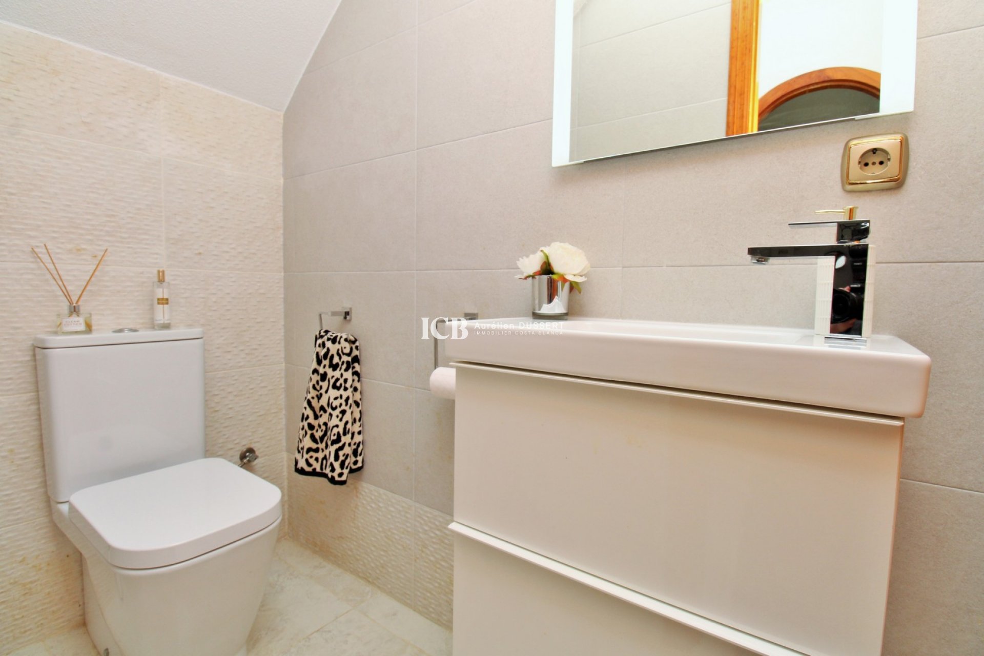 Reventa - Adosado -
Orihuela Costa - Villamartín