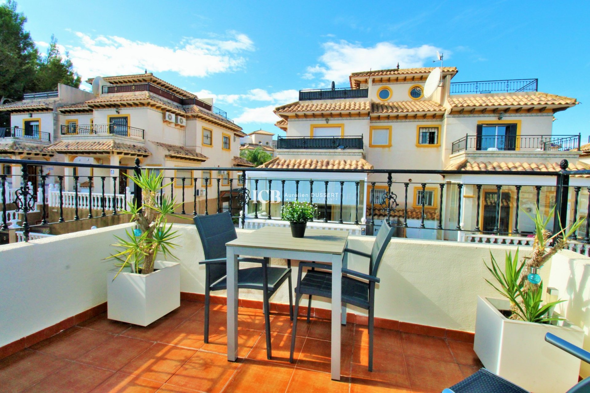 Reventa - Adosado -
Orihuela Costa - Villamartín