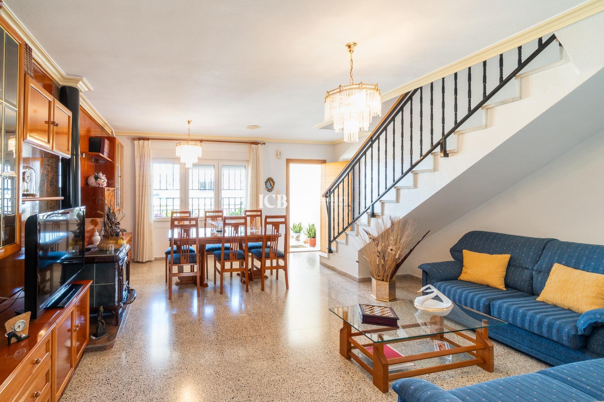 Reventa - Adosado -
San Miguel de Salinas - Torremendo