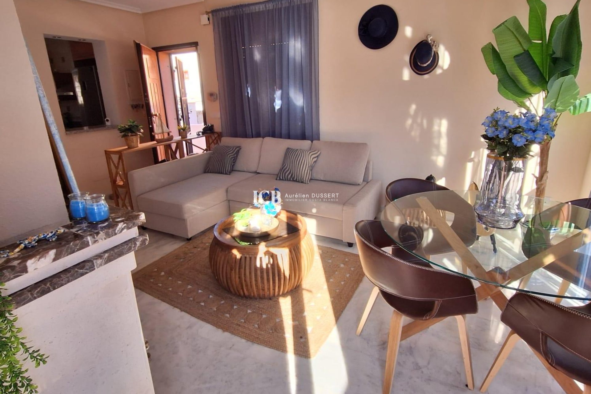 Reventa - Adosado -
San Miguel de Salinas