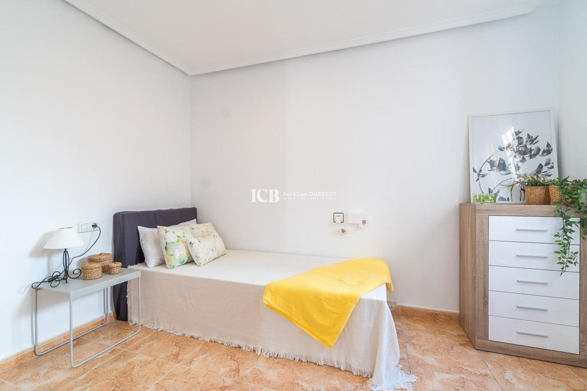 Reventa - Adosado -
Torrevieja - El limonar