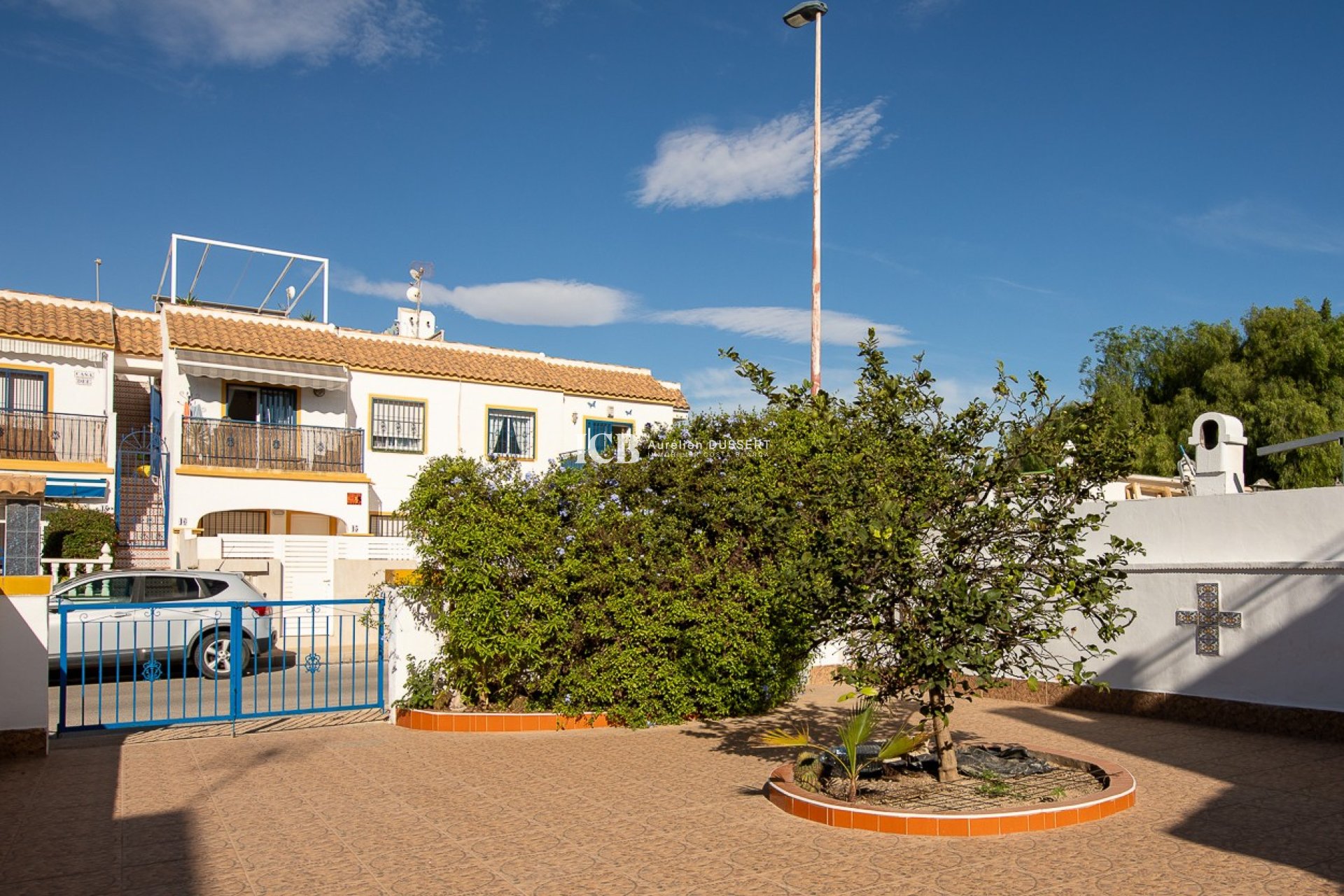 Reventa - Adosado -
Torrevieja - Jardin Del Mar