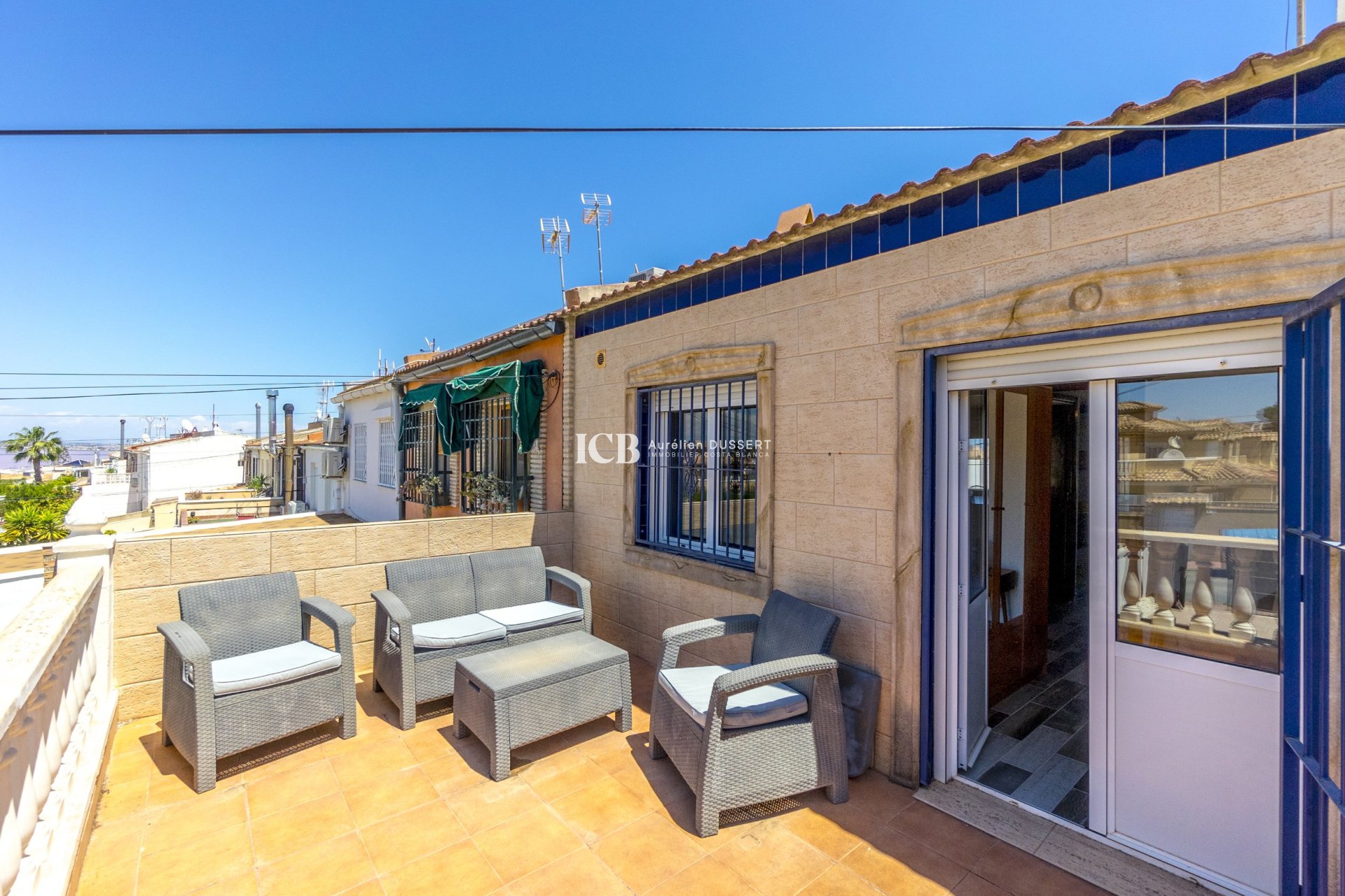 Reventa - Adosado -
Torrevieja - Los Balcones