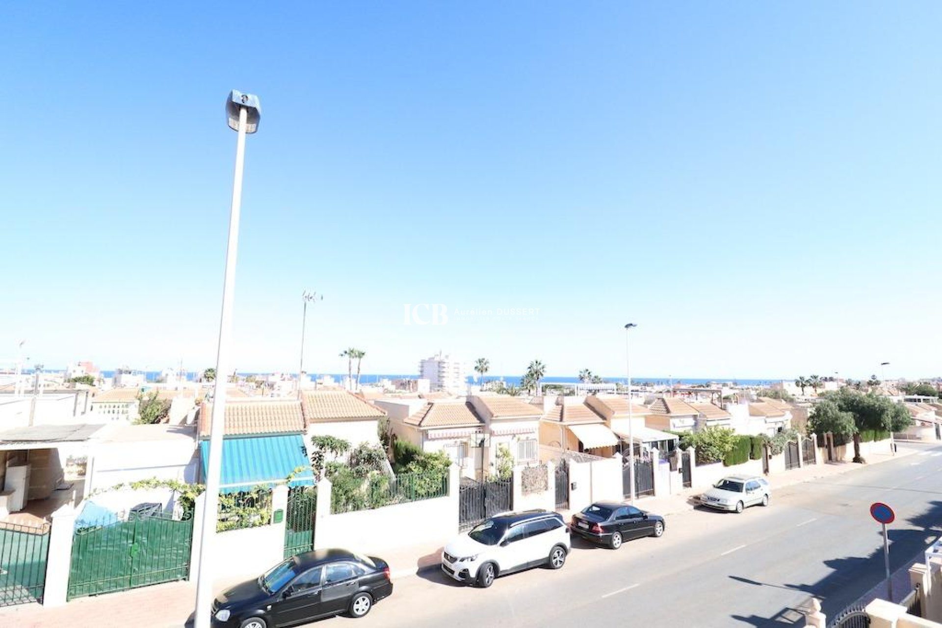 Reventa - Adosado -
Torrevieja - Torreblanca