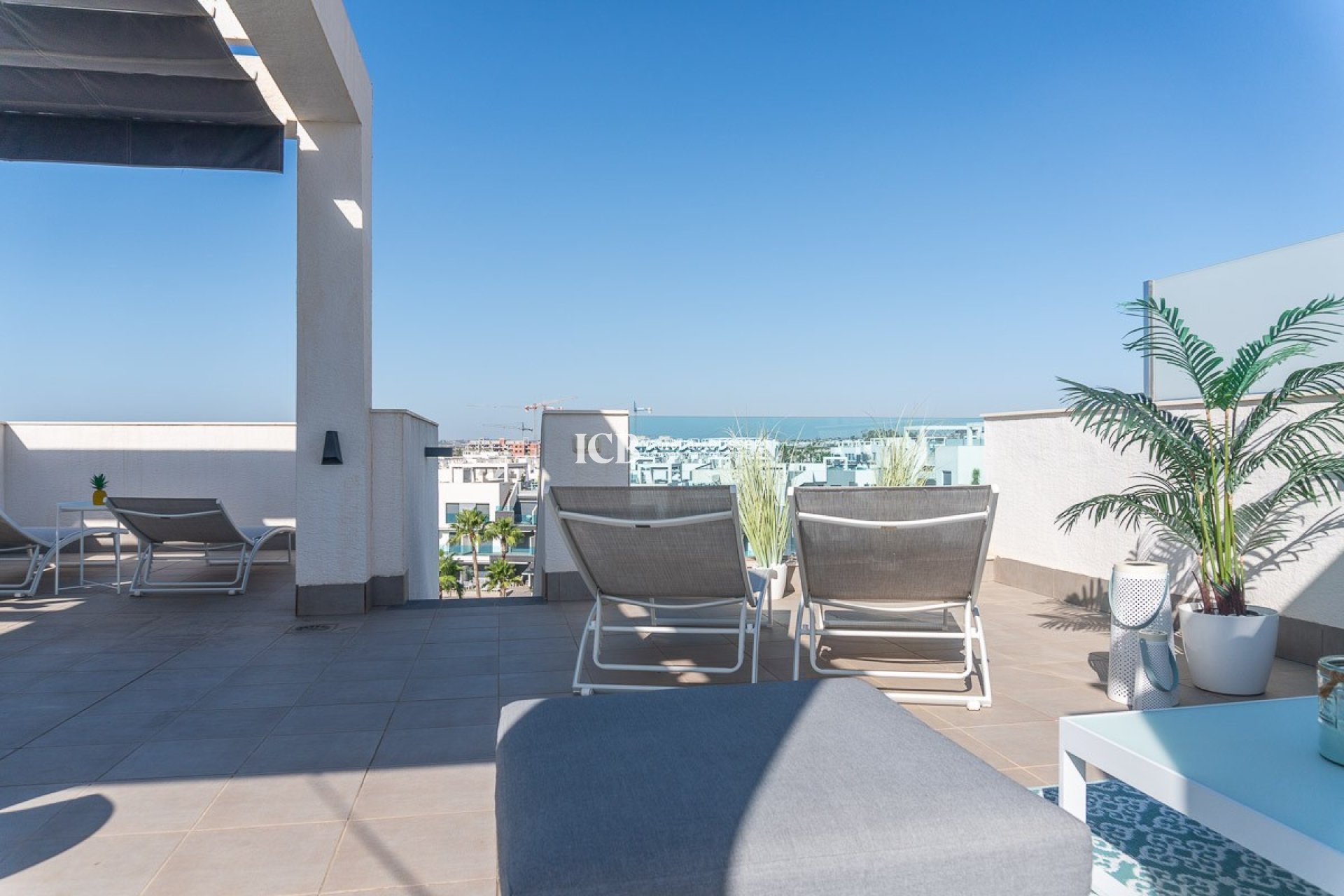 Reventa - Apartamento / piso -
Guardamar del Segura - El Raso