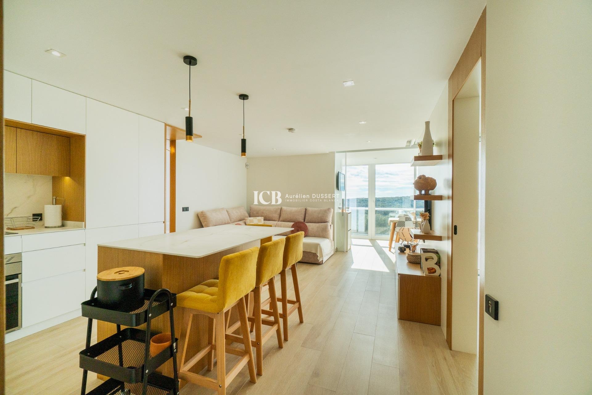 Reventa - Apartamento / piso -
Guardamar del Segura - Puerto Deportivo