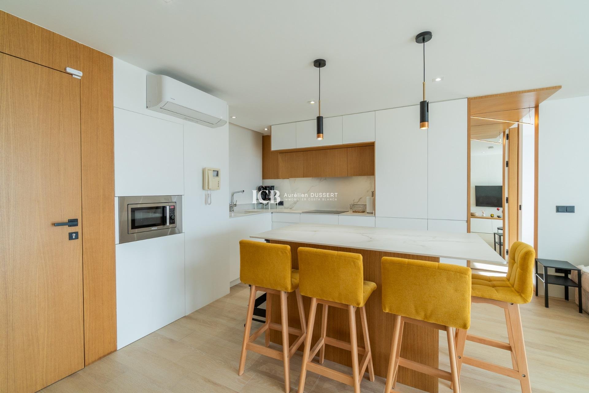 Reventa - Apartamento / piso -
Guardamar del Segura - Puerto Deportivo