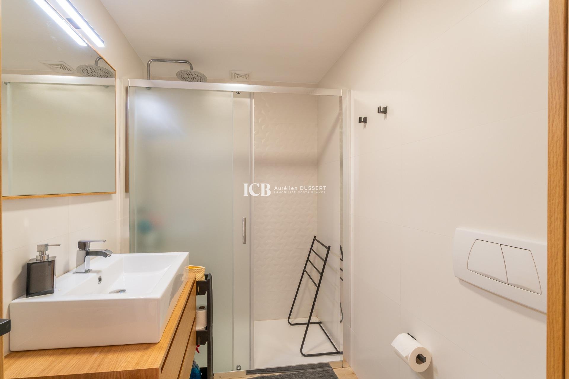 Reventa - Apartamento / piso -
Guardamar del Segura - Puerto Deportivo