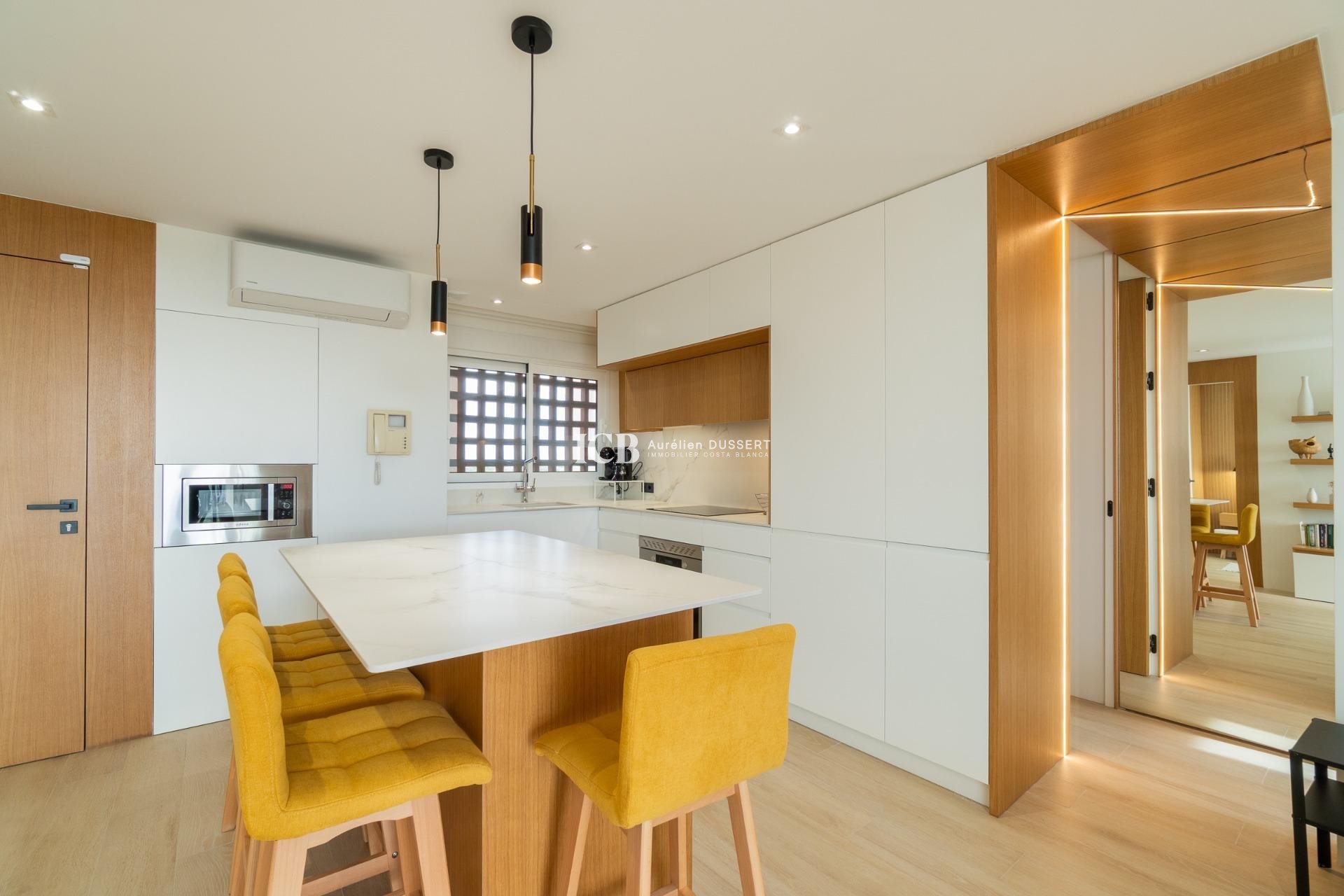 Reventa - Apartamento / piso -
Guardamar del Segura - Puerto Deportivo